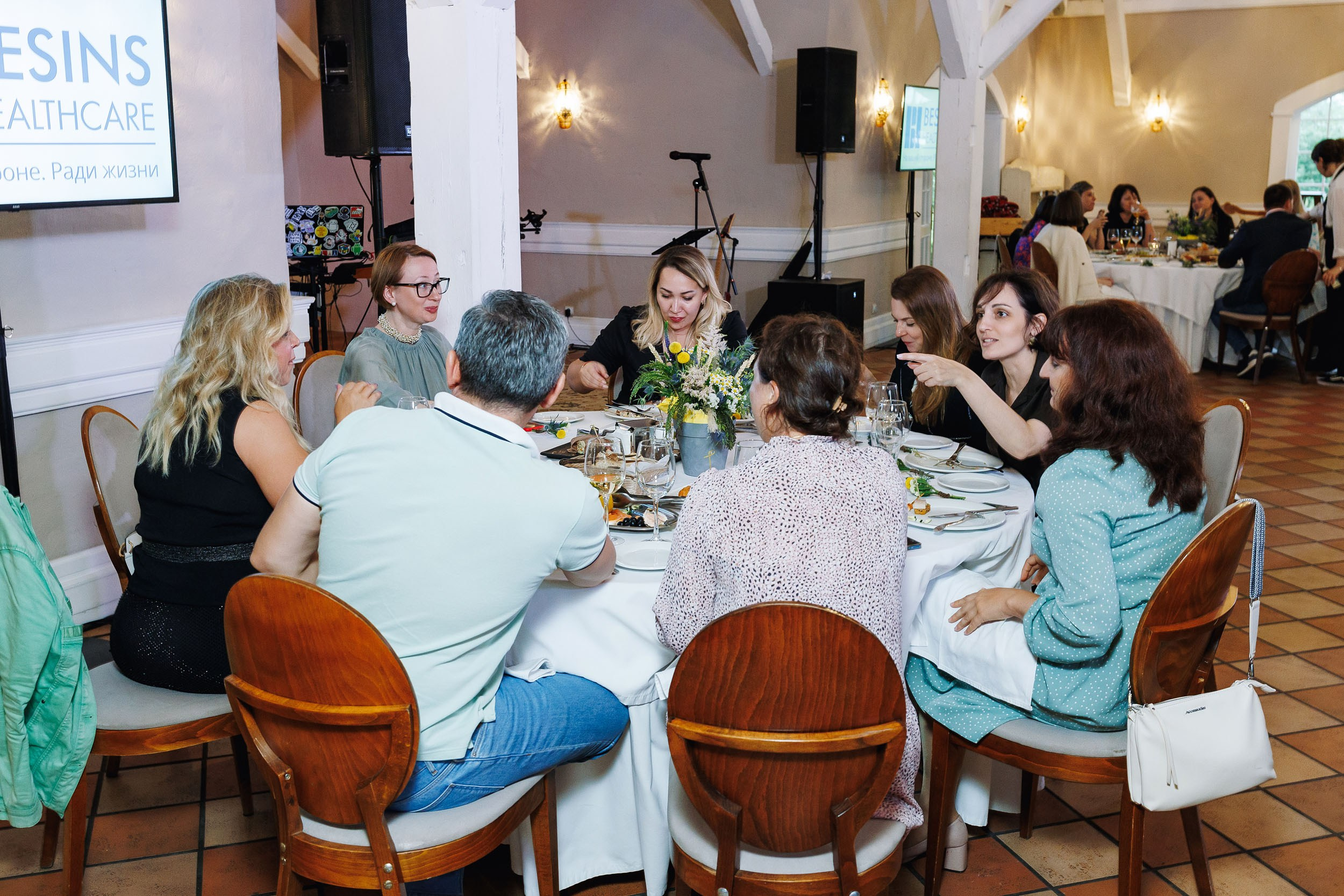 Корпоратив. Ужин в Усадьбе. KRIS KRUPINNIKOVA
