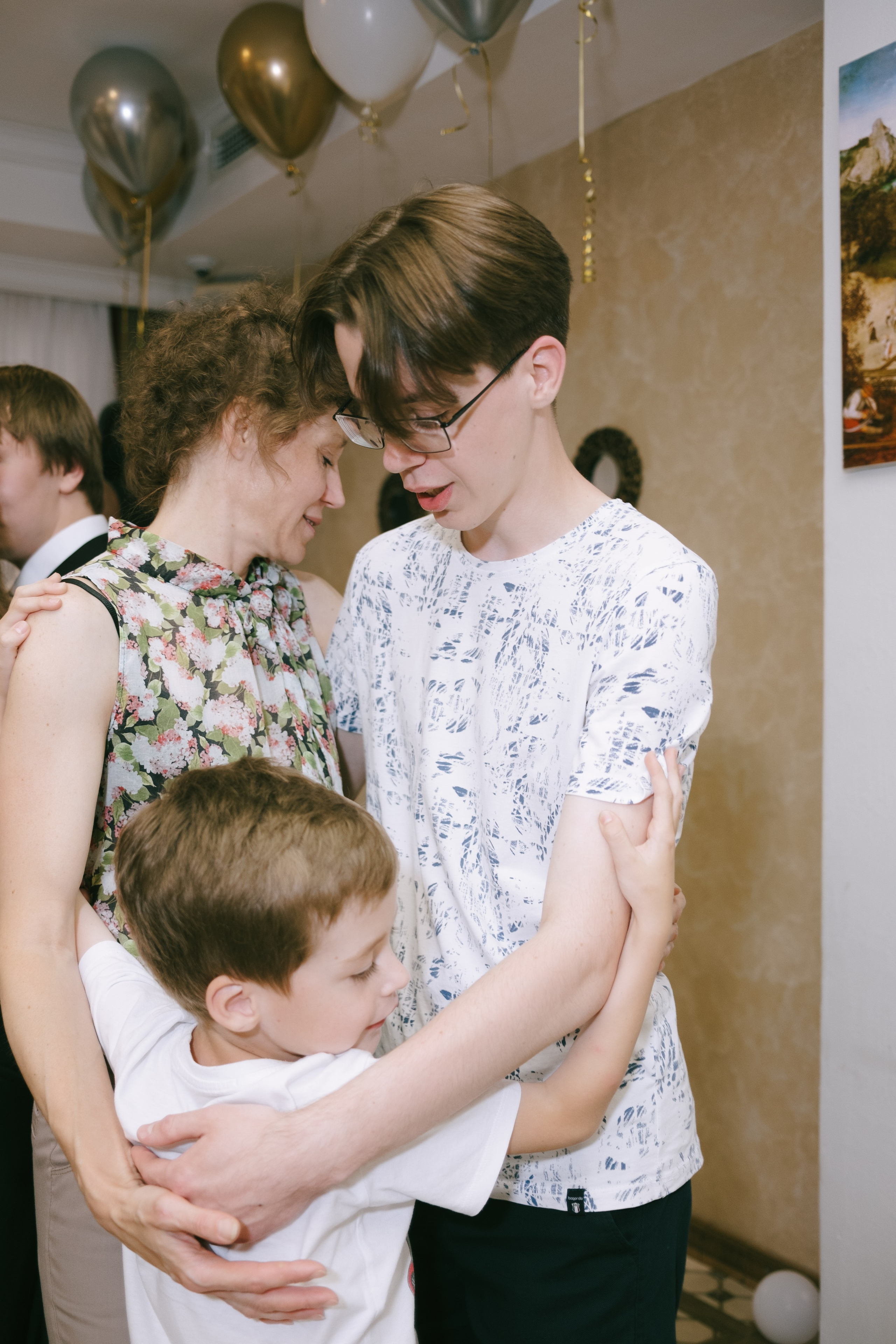 Выпускной школа 33. Свадебный и репортажной фотограф Денис Ожигин в Краснодаре и Краснодарском крае