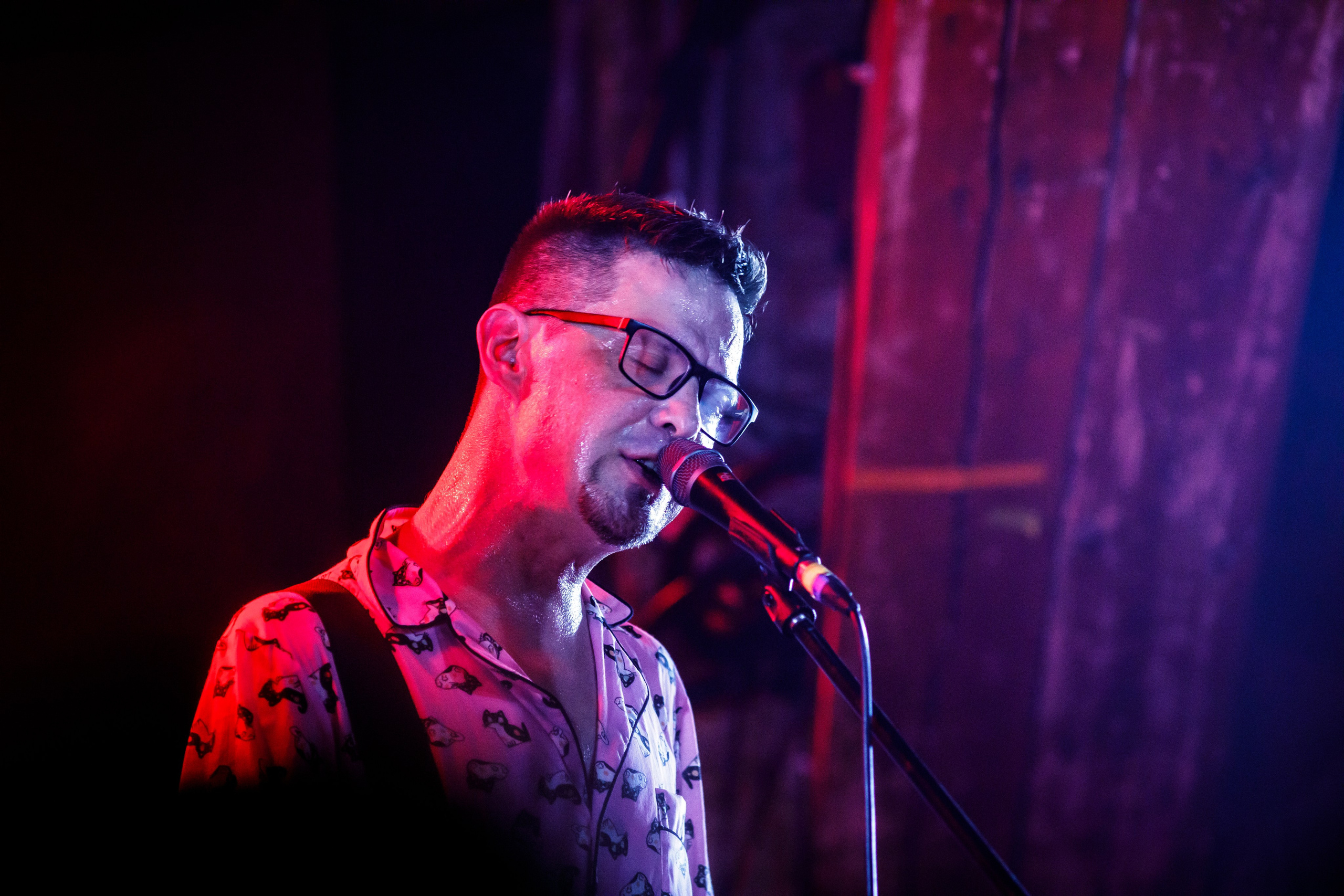 РАДИОПОМЕХИ. Фотограф Елена Богачева (lenalena_na_na_na)