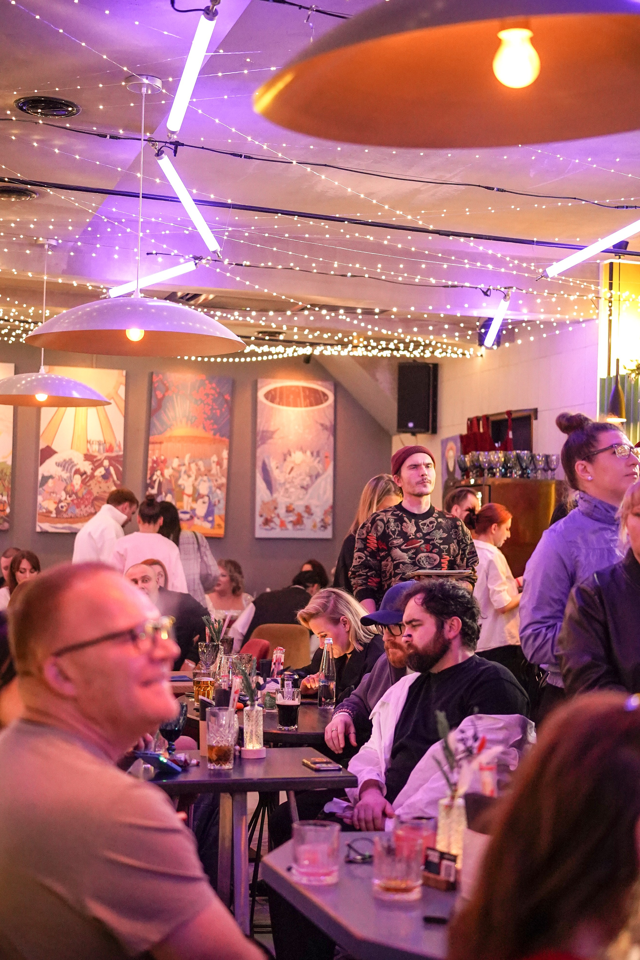 Бар Собаки в тумане. Фотограф