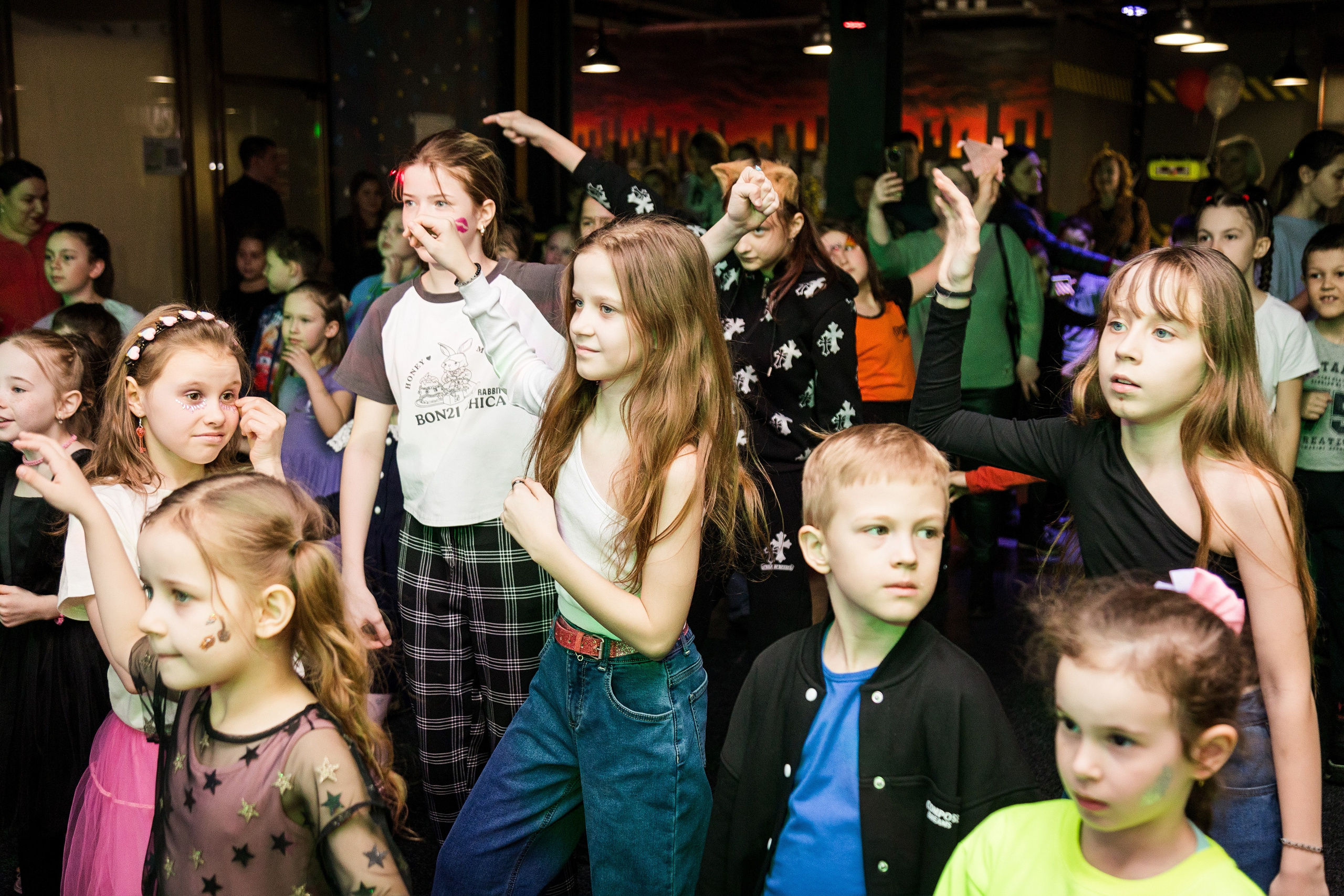 Арлекину 18 лет. Детский фотограф видеограф в Хабаровске Михаил Орлов