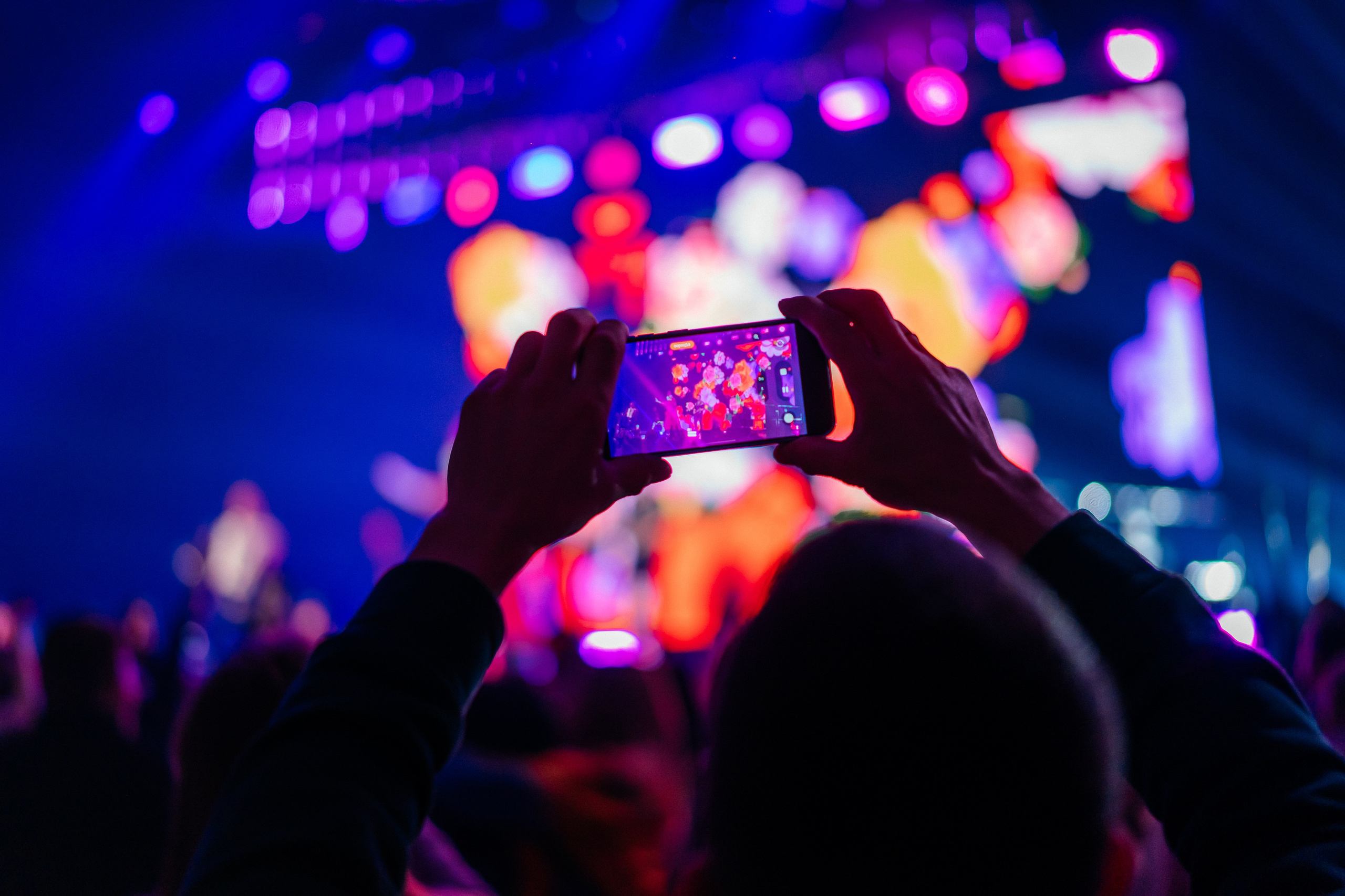 Концерт Надежды Кадышевой в Смоленске. Фотограф и видеограф Смоленск | Студия Цезарь
