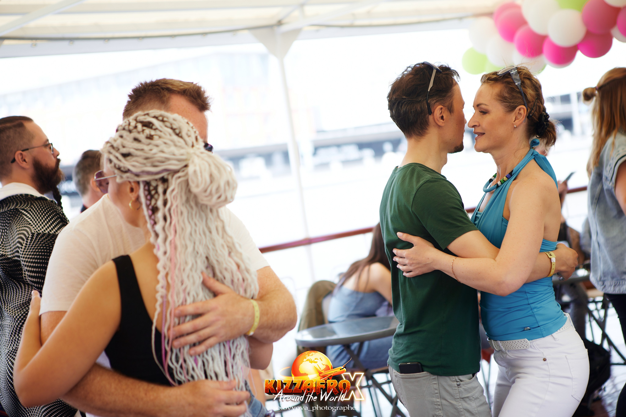 Boat party. Свадебный фотограф