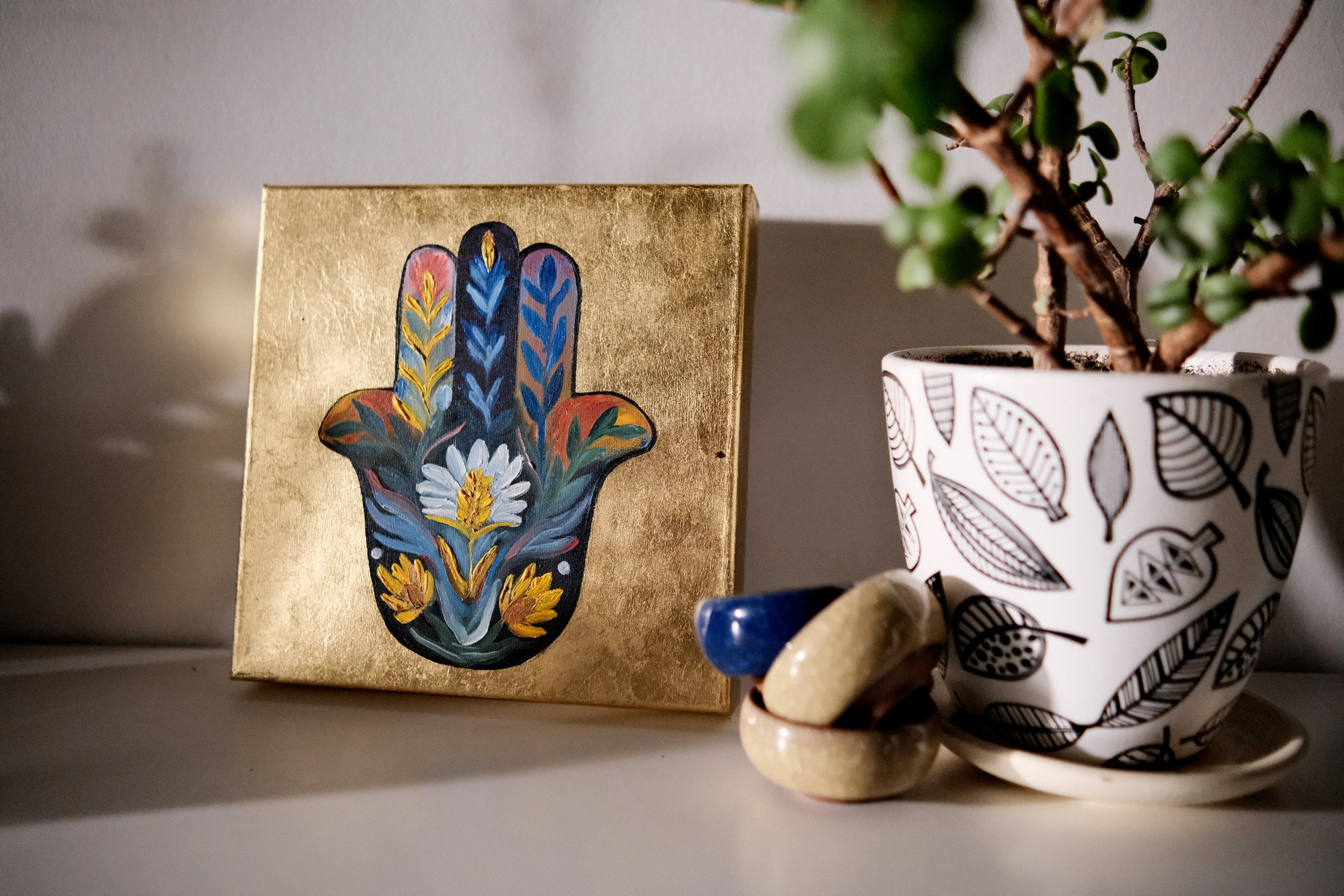 ЗОЛОТАЯ ХАМСА «ПРОЦВЕТАНИЕ». Художник Анастасия Кисткина, Петербург