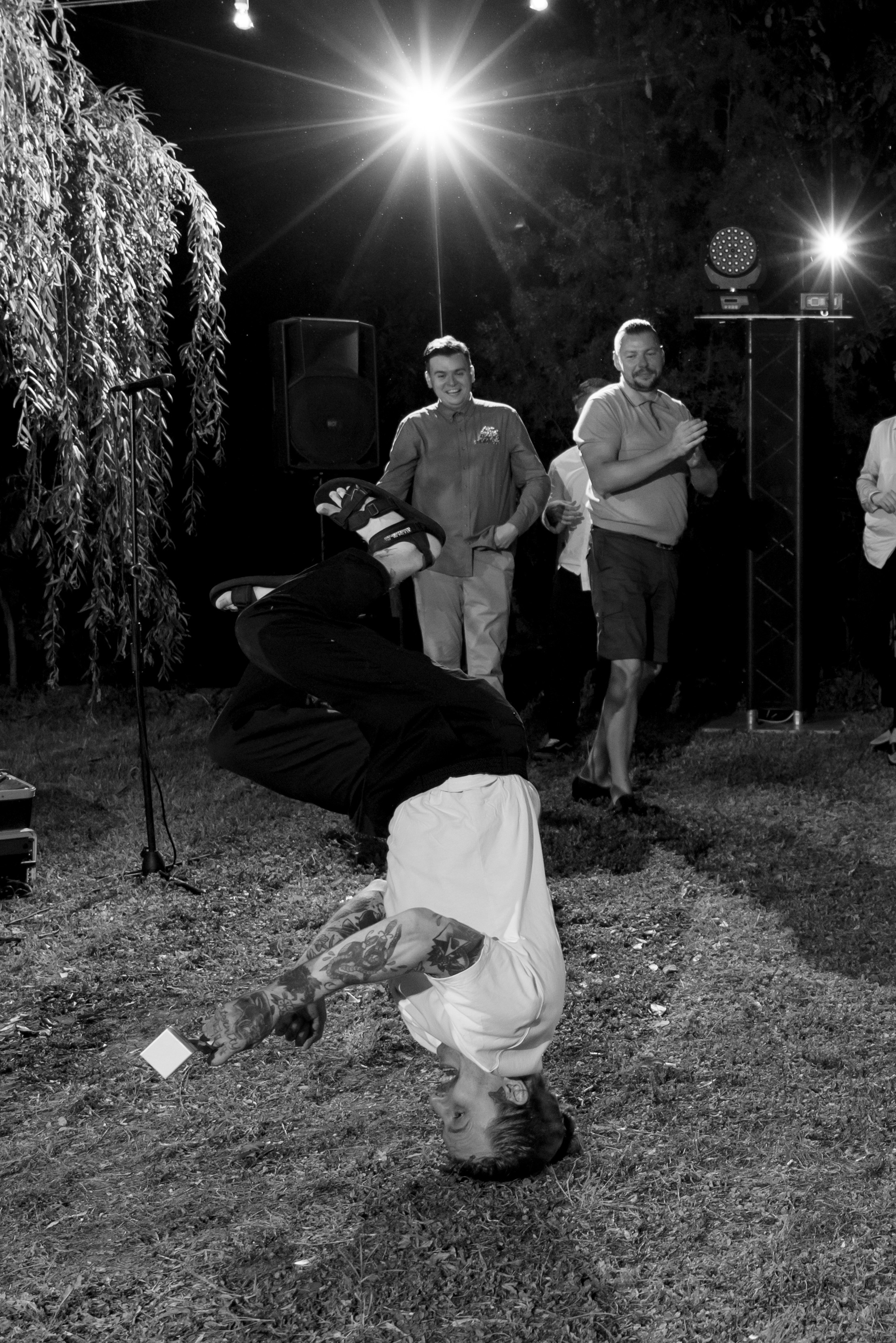 Be my little Rock'n'Roll queen. Backpackweddings фотограф и видеограф Ростов-на-Дону Сочи