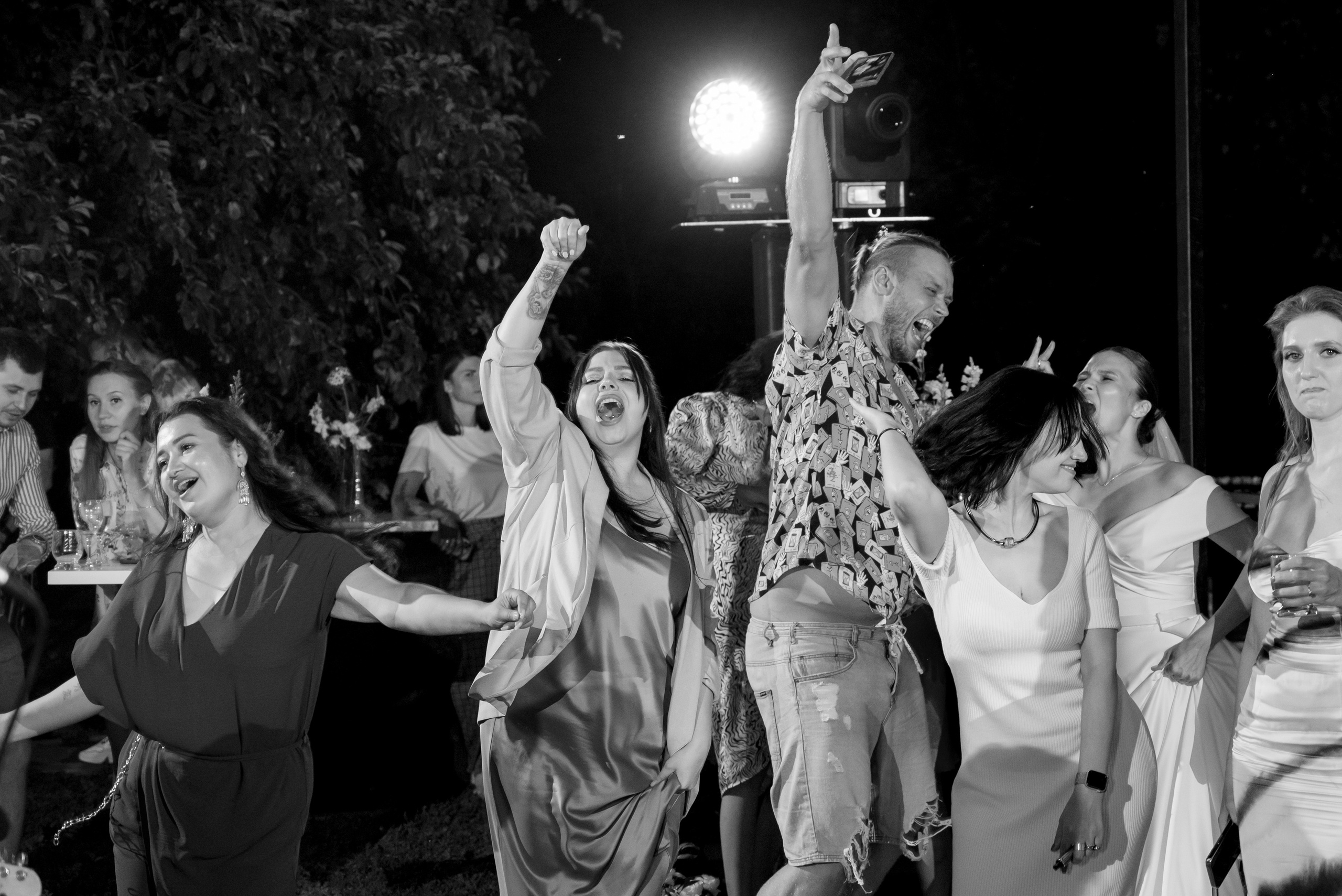 Be my little Rock'n'Roll queen. Backpackweddings фотограф и видеограф Ростов-на-Дону Сочи