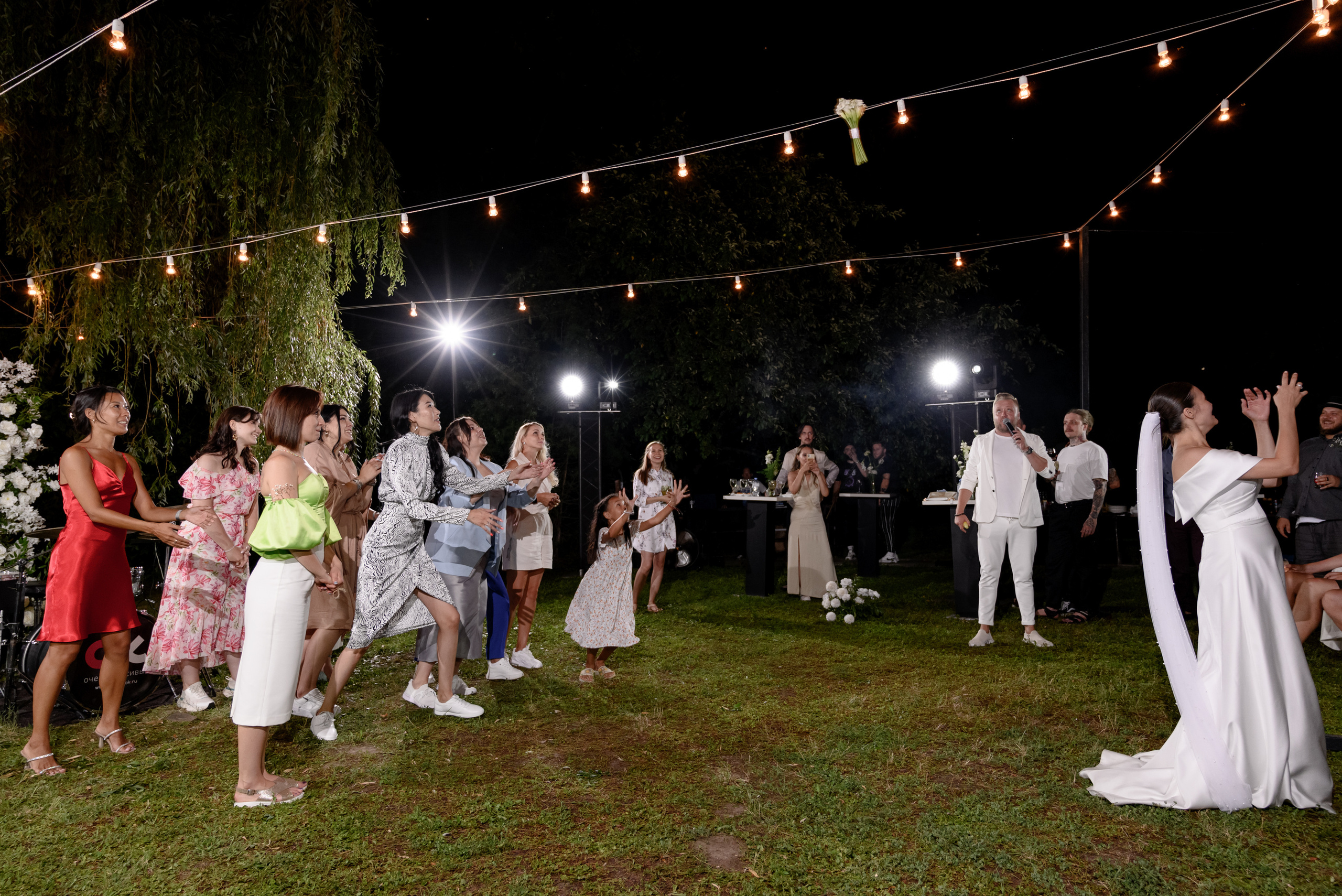 Be my little Rock'n'Roll queen. Backpackweddings фотограф и видеограф Ростов-на-Дону Сочи