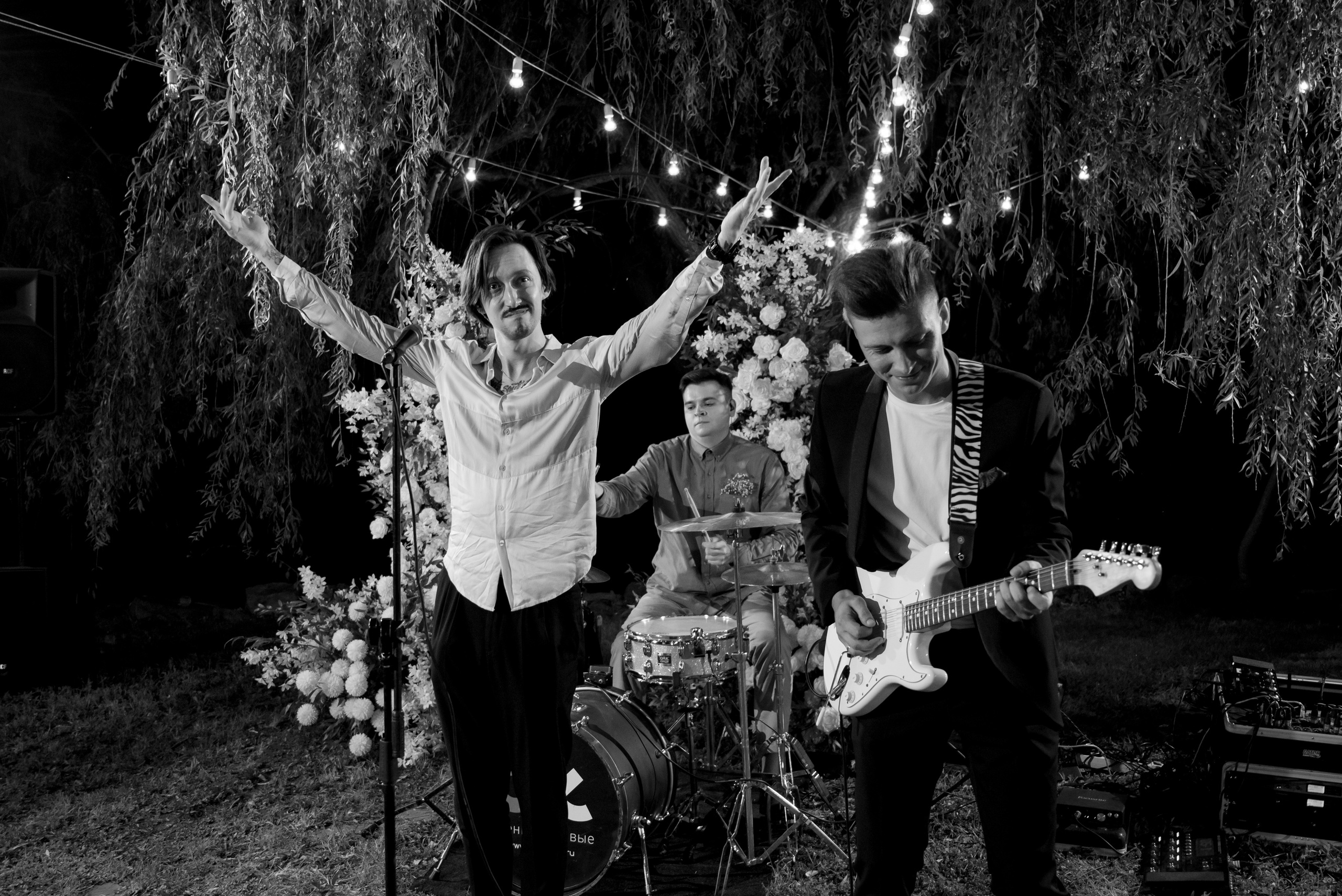 Be my little Rock'n'Roll queen. Backpackweddings фотограф и видеограф Ростов-на-Дону Сочи