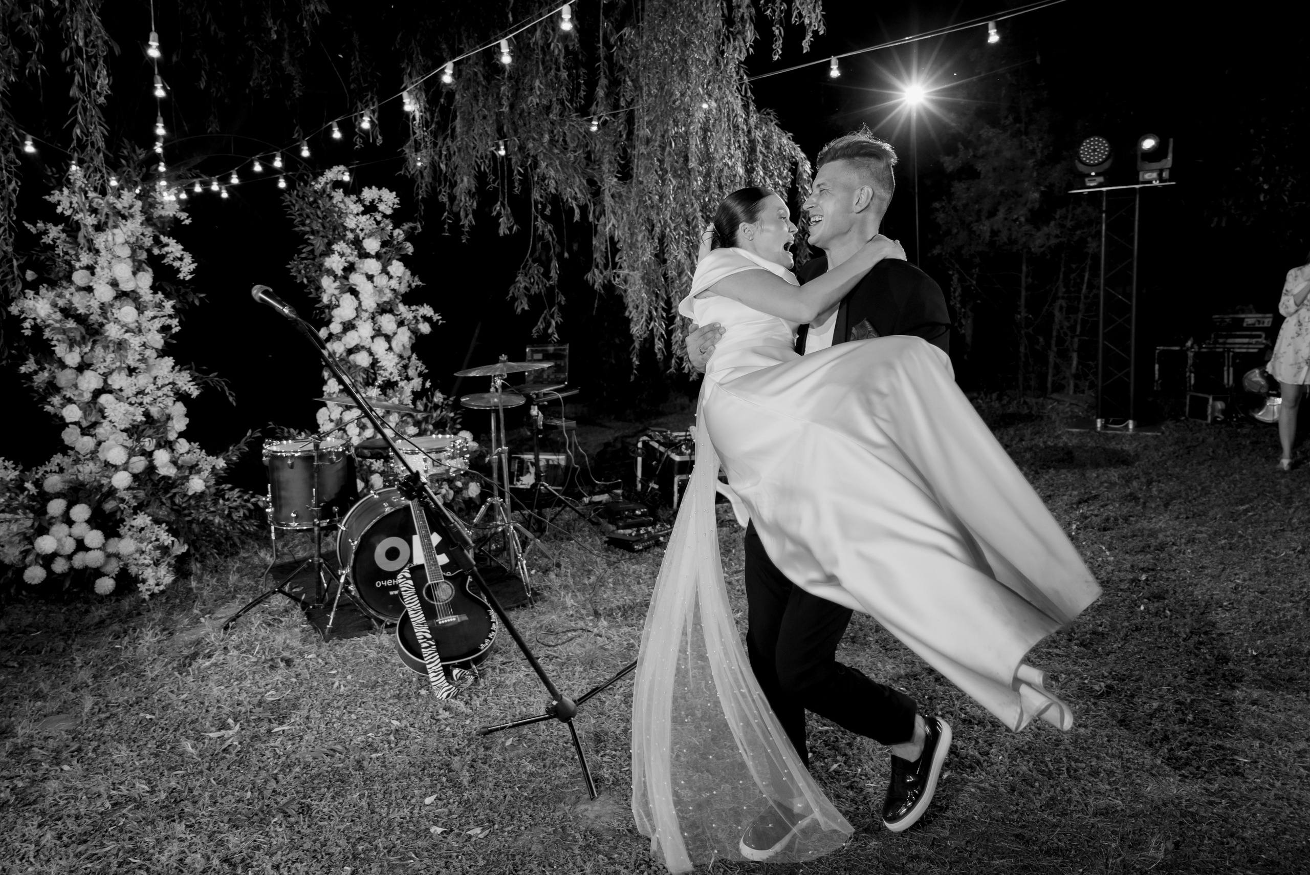 Be my little Rock'n'Roll queen. Backpackweddings фотограф и видеограф Ростов-на-Дону Сочи