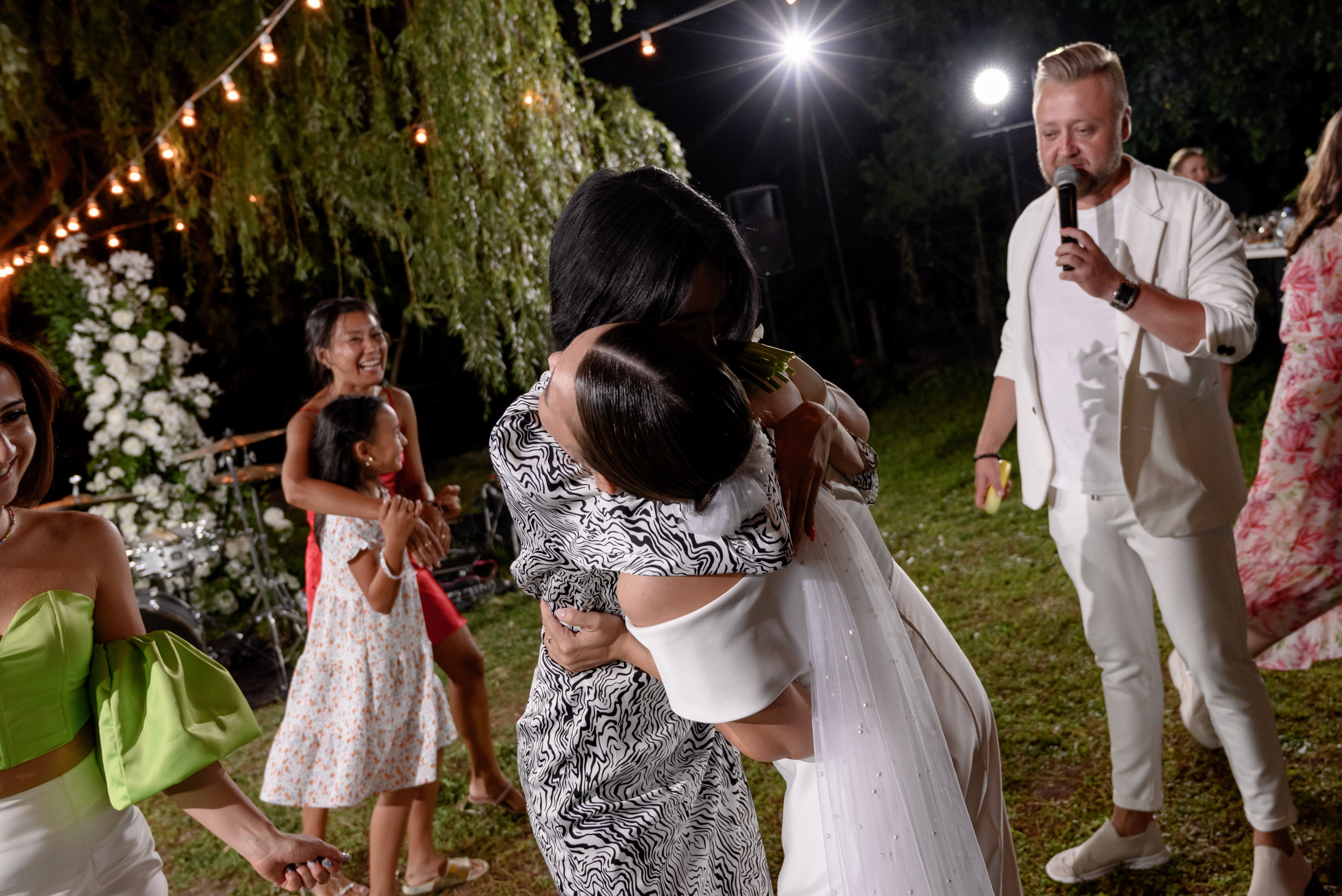 Be my little Rock'n'Roll queen. Backpackweddings фотограф и видеограф Ростов-на-Дону Сочи