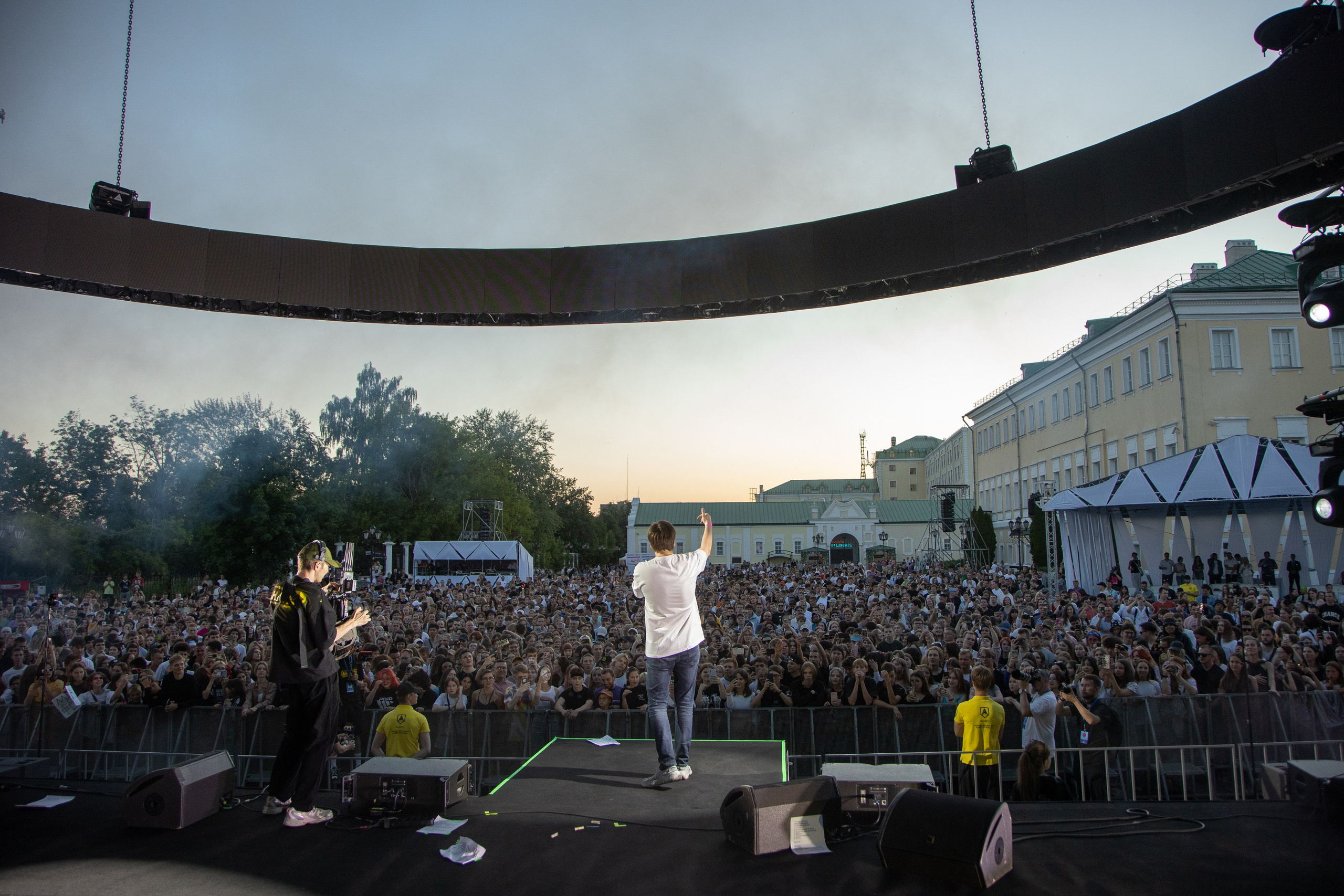 Трехдневный фотоотчет Выкса-фестиваль 2024. Фотограф городских и семейных событий Артем Карпухин