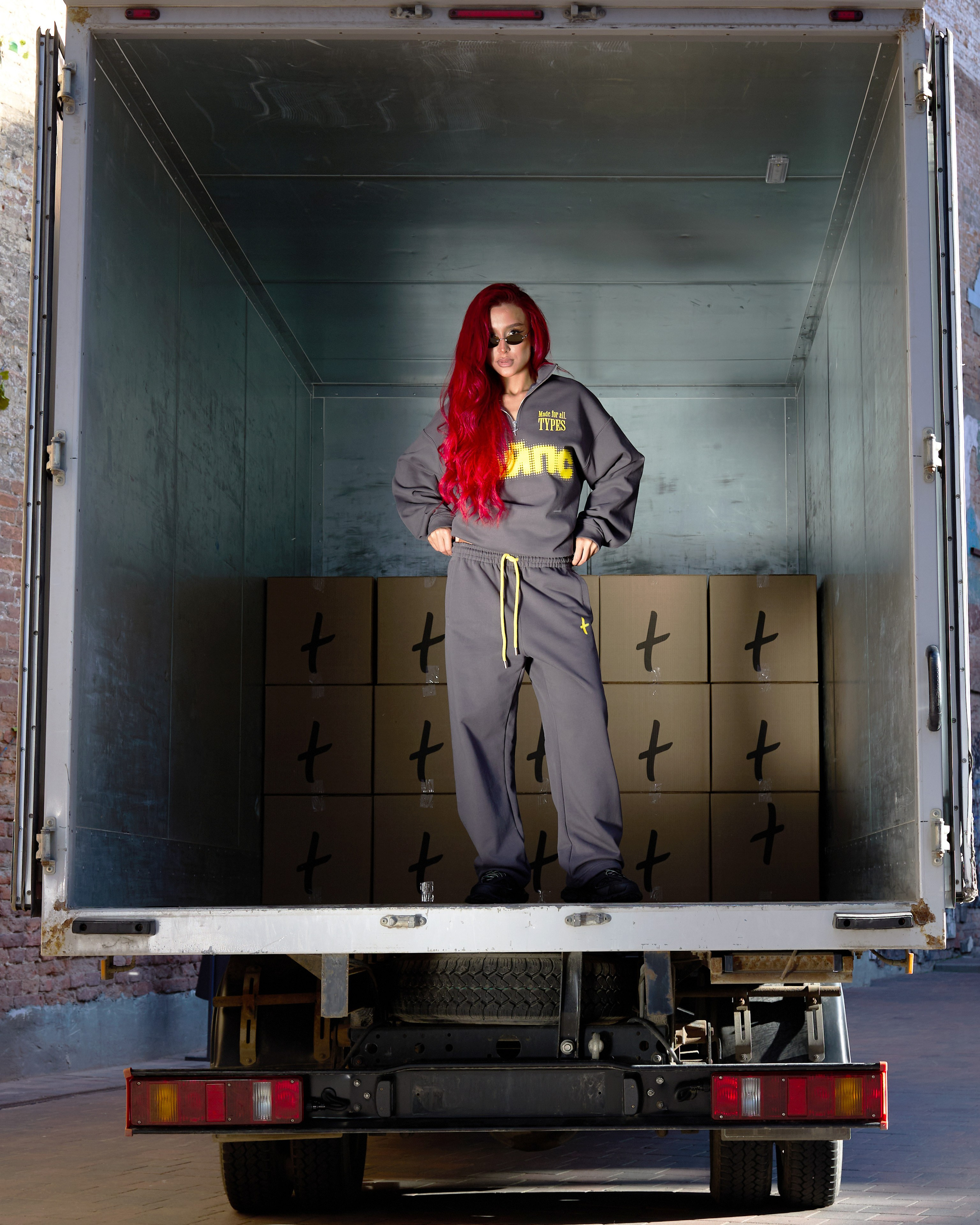 COMMERCIAL FOR BRANDS. VERONIKA TIKHOMIROVA | PHOTOGRAPHER