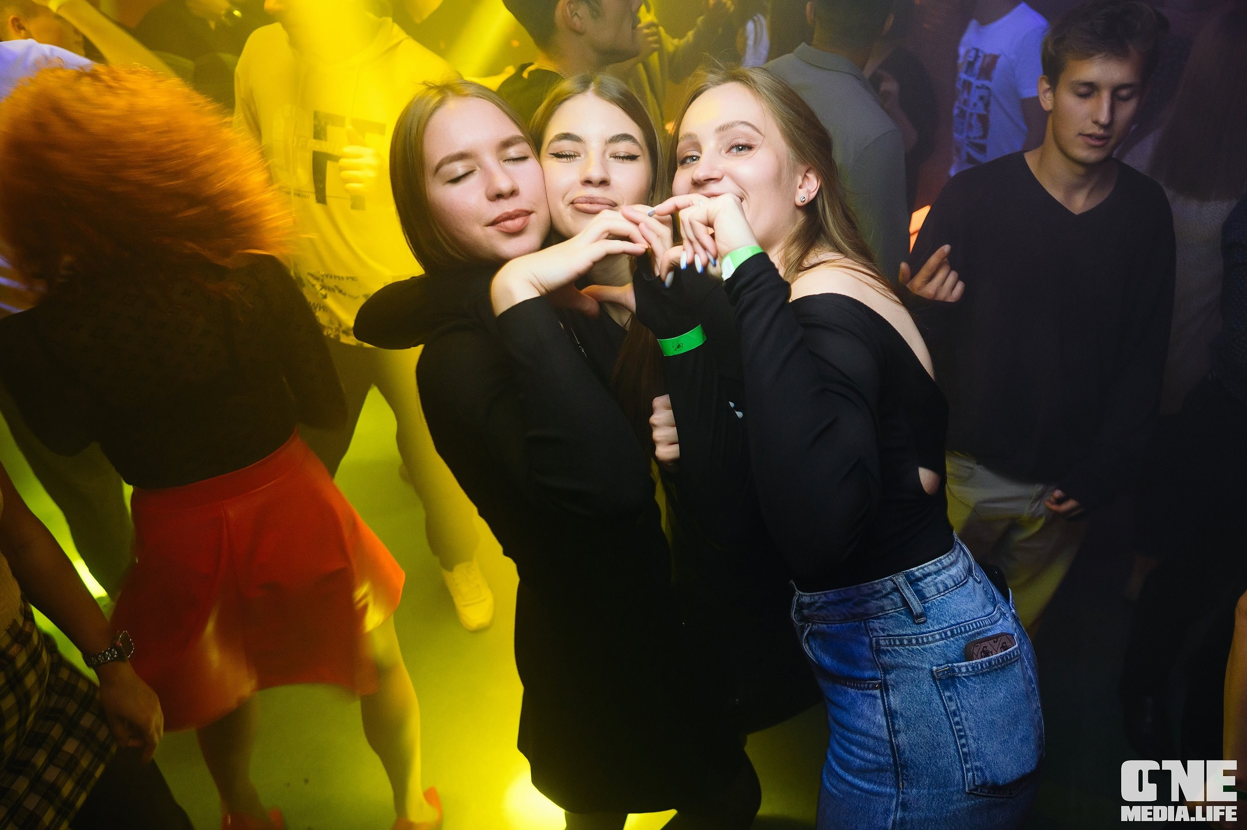 Фоторепортаж из РК Планета. One Media Life: фоторепортажи, фотоотчеты с мероприятий и заведений