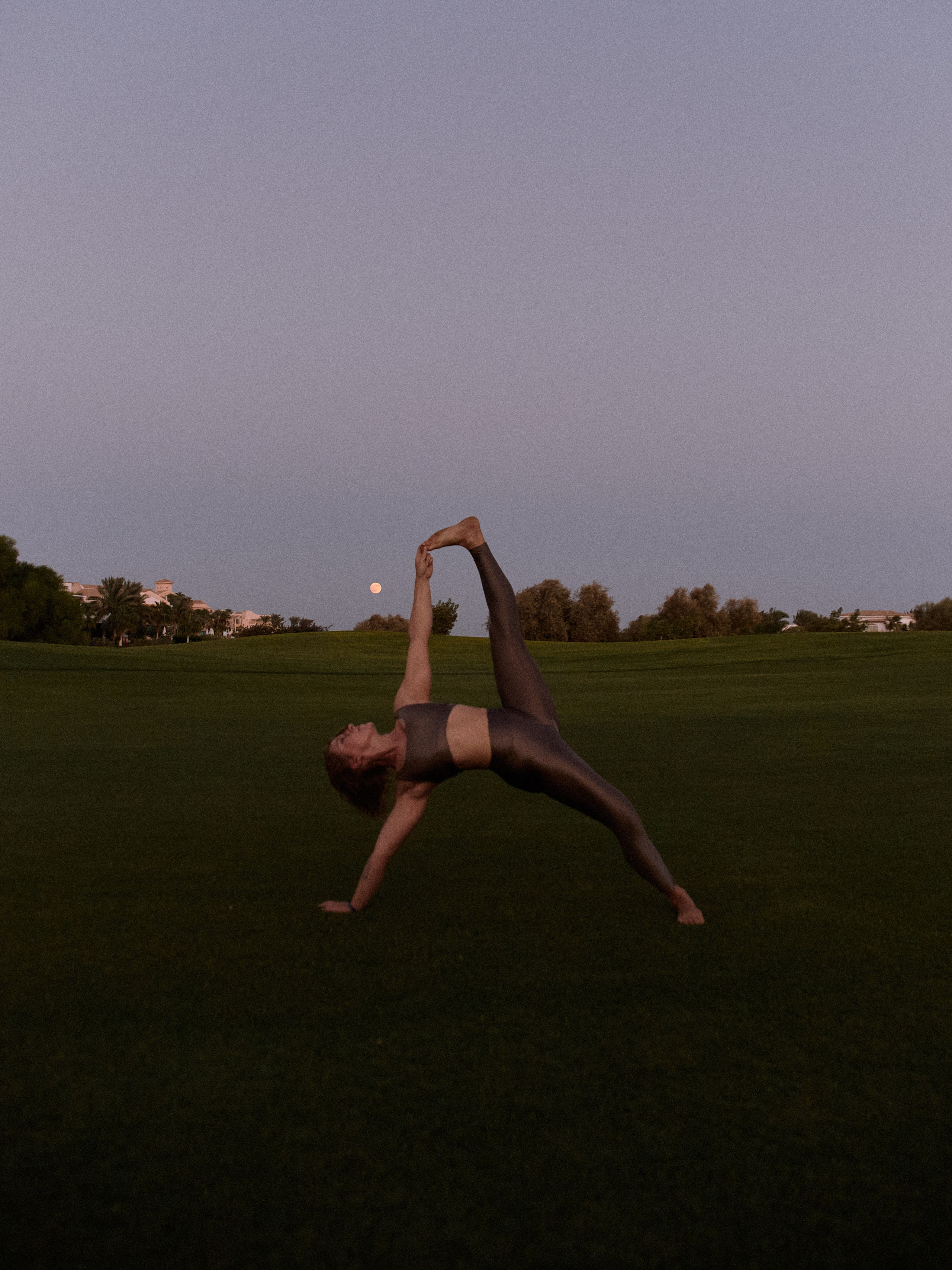 Позы для индивидуальной съёмки. Jorgis Talè — photographer, kind person, teacher of arts and other mag