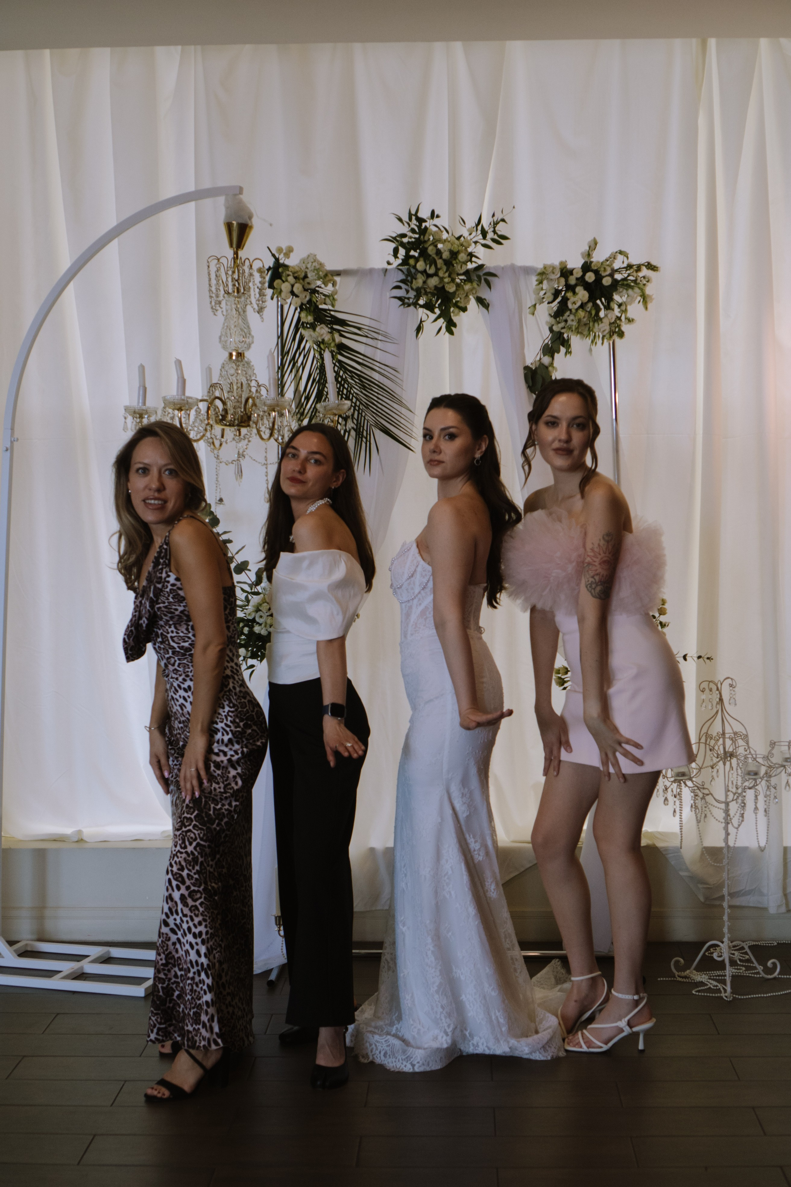 СВАДЕБНЫЙ БАНКЕТ НА ВЛАДИМИРСКОЙ В САНКТ-ПЕТЕРБУРГЕ (КАМЕРНАЯ СВАДЬБА). Профессиональный фотограф, Санкт-Петербург — Виктория Богомолова