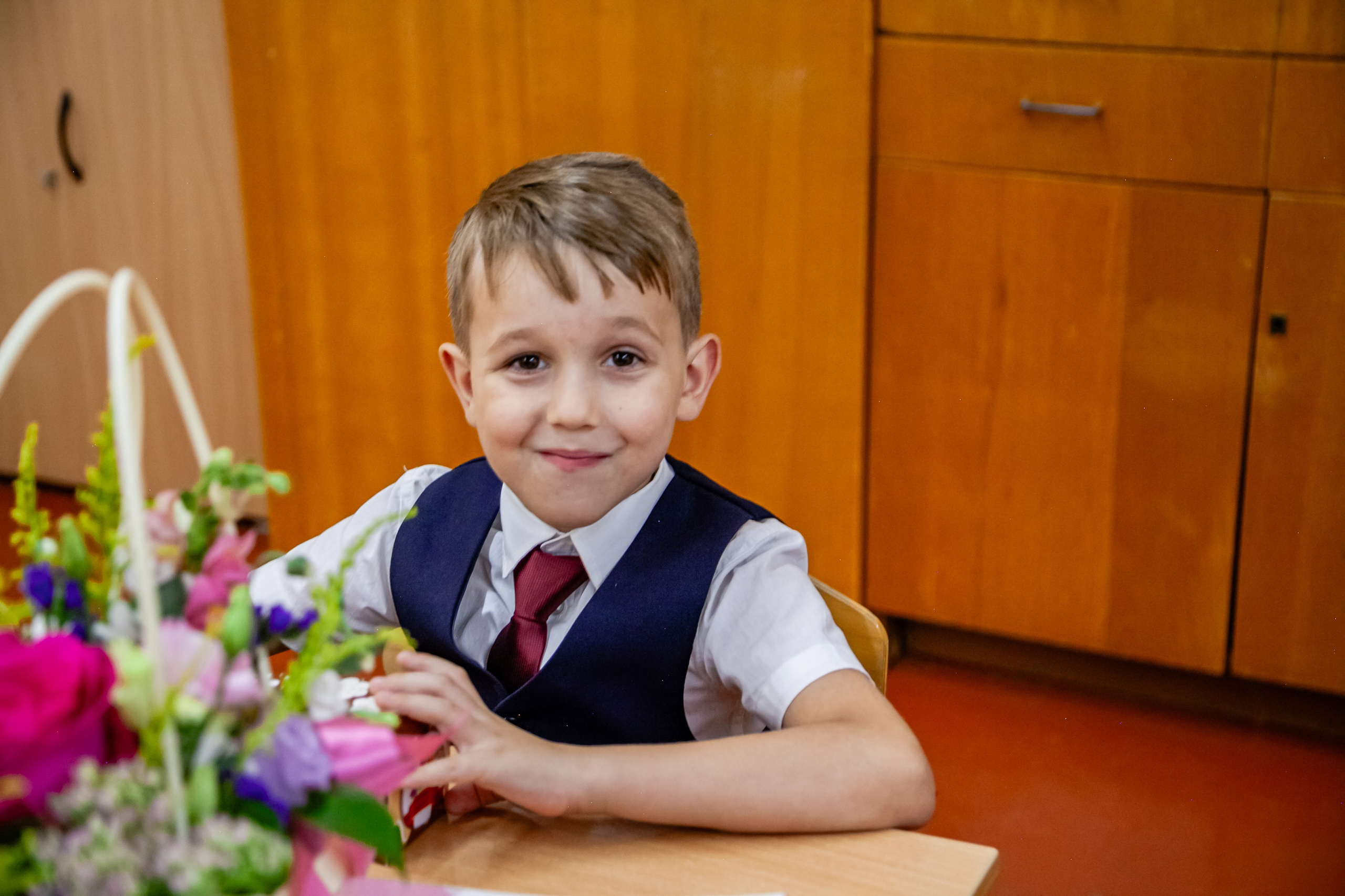 1 сентября линейка. Свадебный и семейный фотограф в Армавире