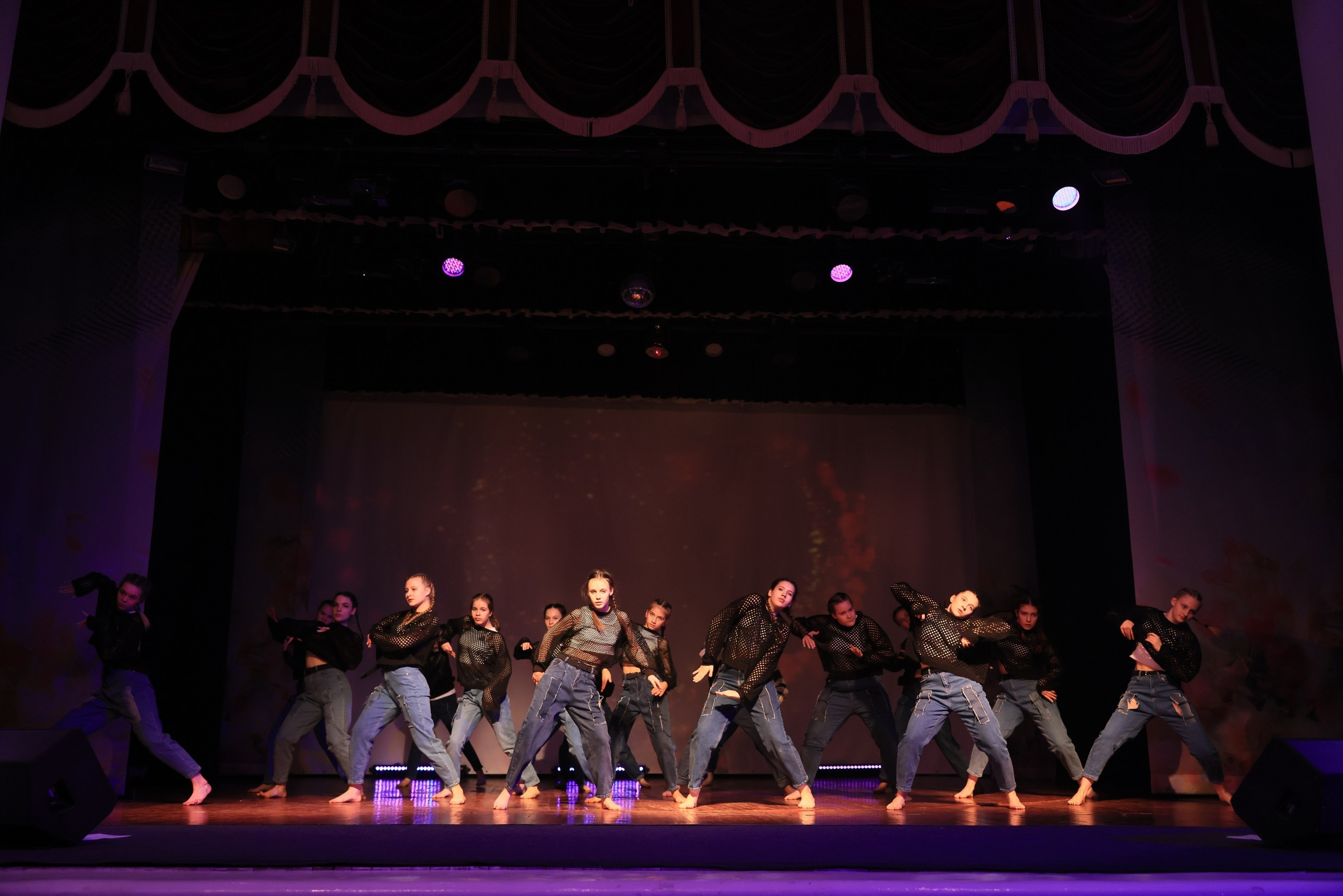 Концерт к 8 Марта в ДК «Металлург» г. Тула. Фотограф в Туле Крупский АнДРей. Фотостудия «КАДР71» в Туле