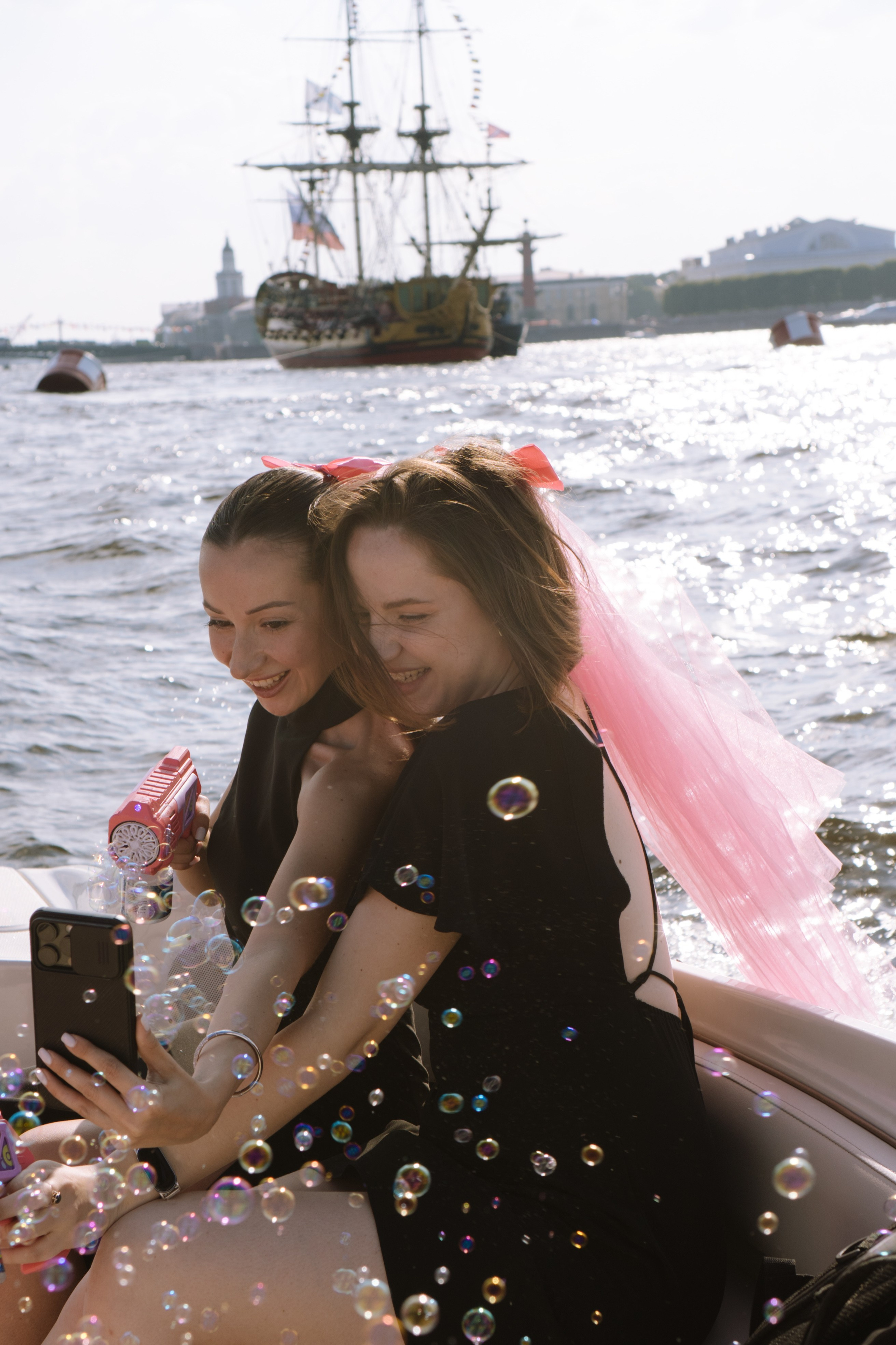 ДЕВИЧНИК НА КАТЕРЕ. Профессиональный фотограф, Санкт-Петербург — Виктория Богомолова