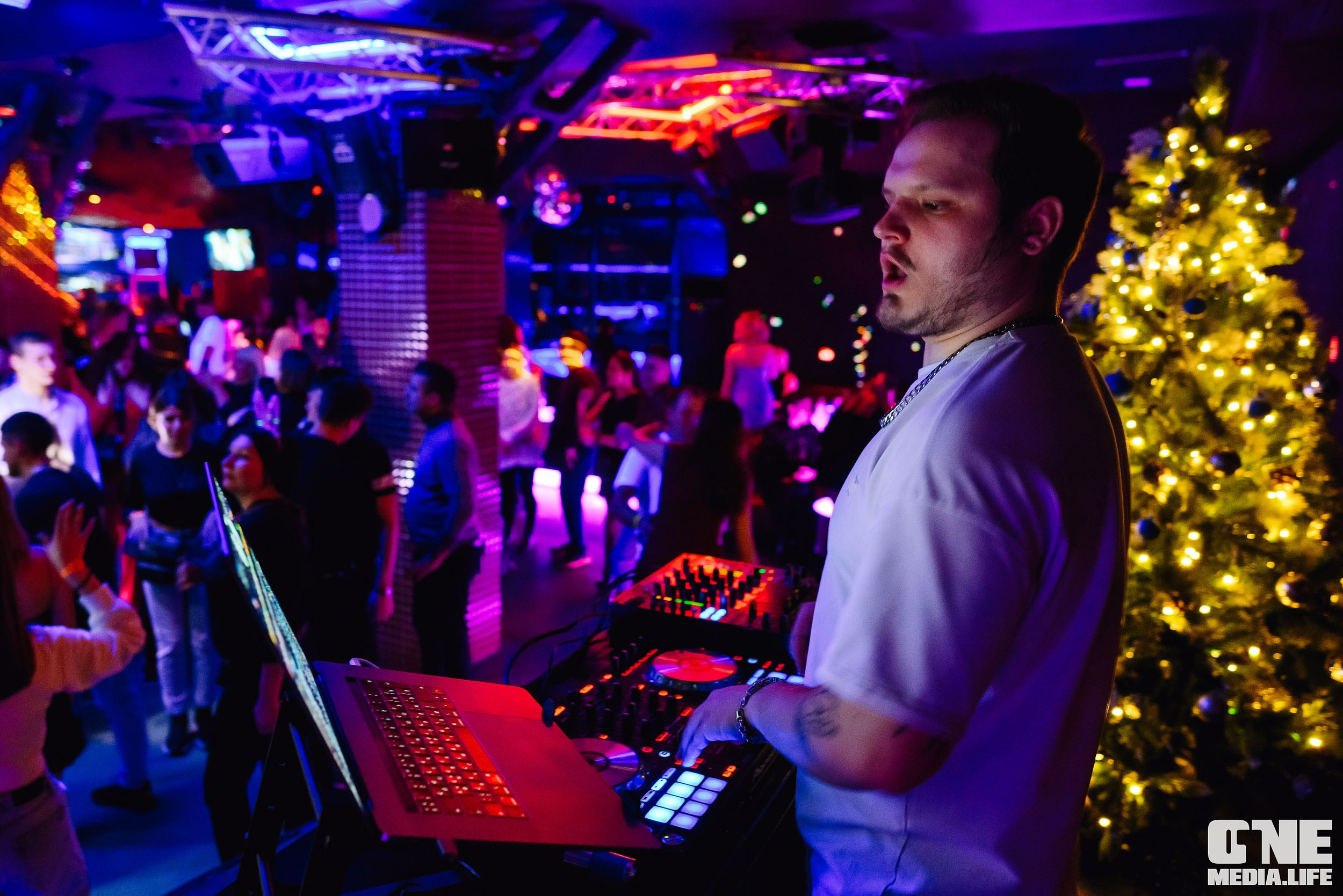 Фоторепортаж из РК Планета. One Media Life: фоторепортажи, фотоотчеты с мероприятий и заведений