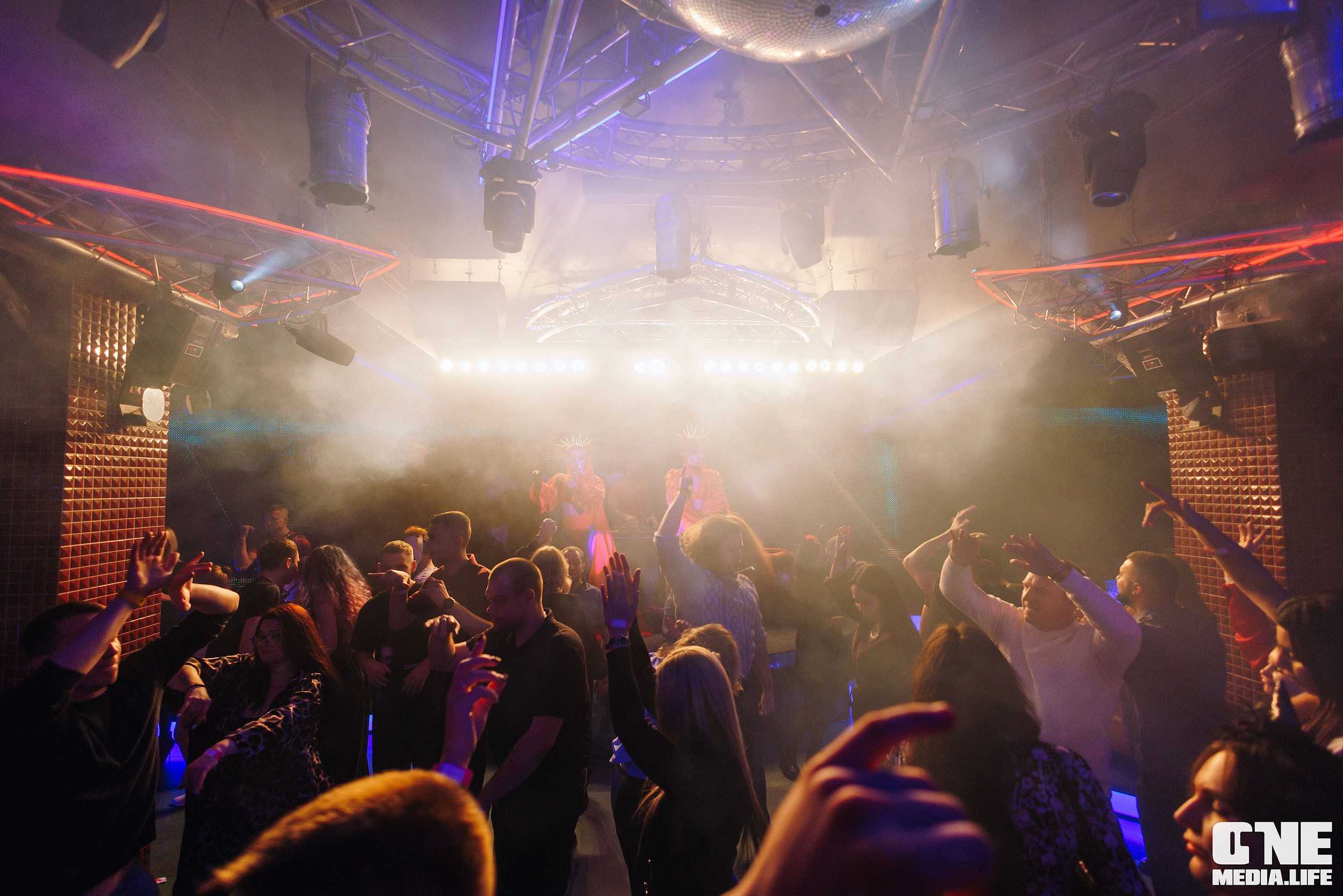 Фоторепортаж из РК Планета. One Media Life: фоторепортажи, фотоотчеты с мероприятий и заведений