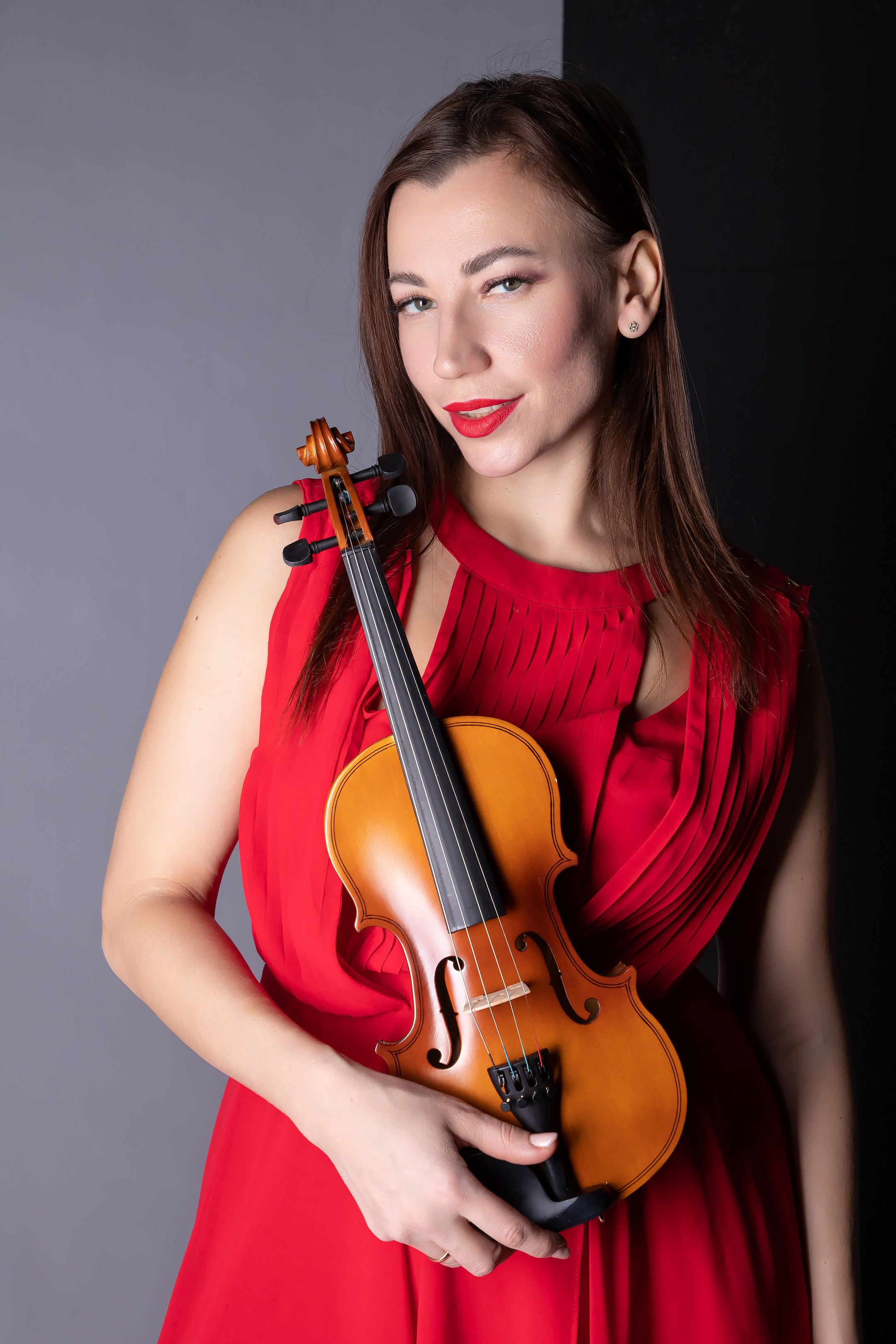 Скрипка (Елена)