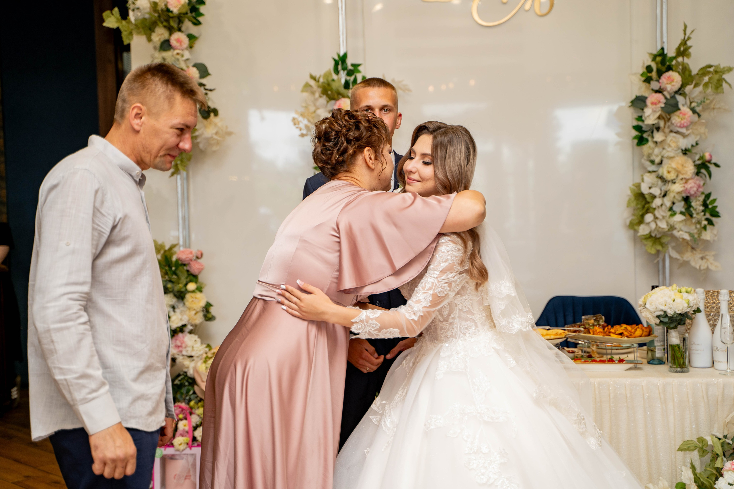 Данил и Анастасия. Видеосьемка, фотосьемка свадеб, юбилеев, утренников в Краснодарском кр