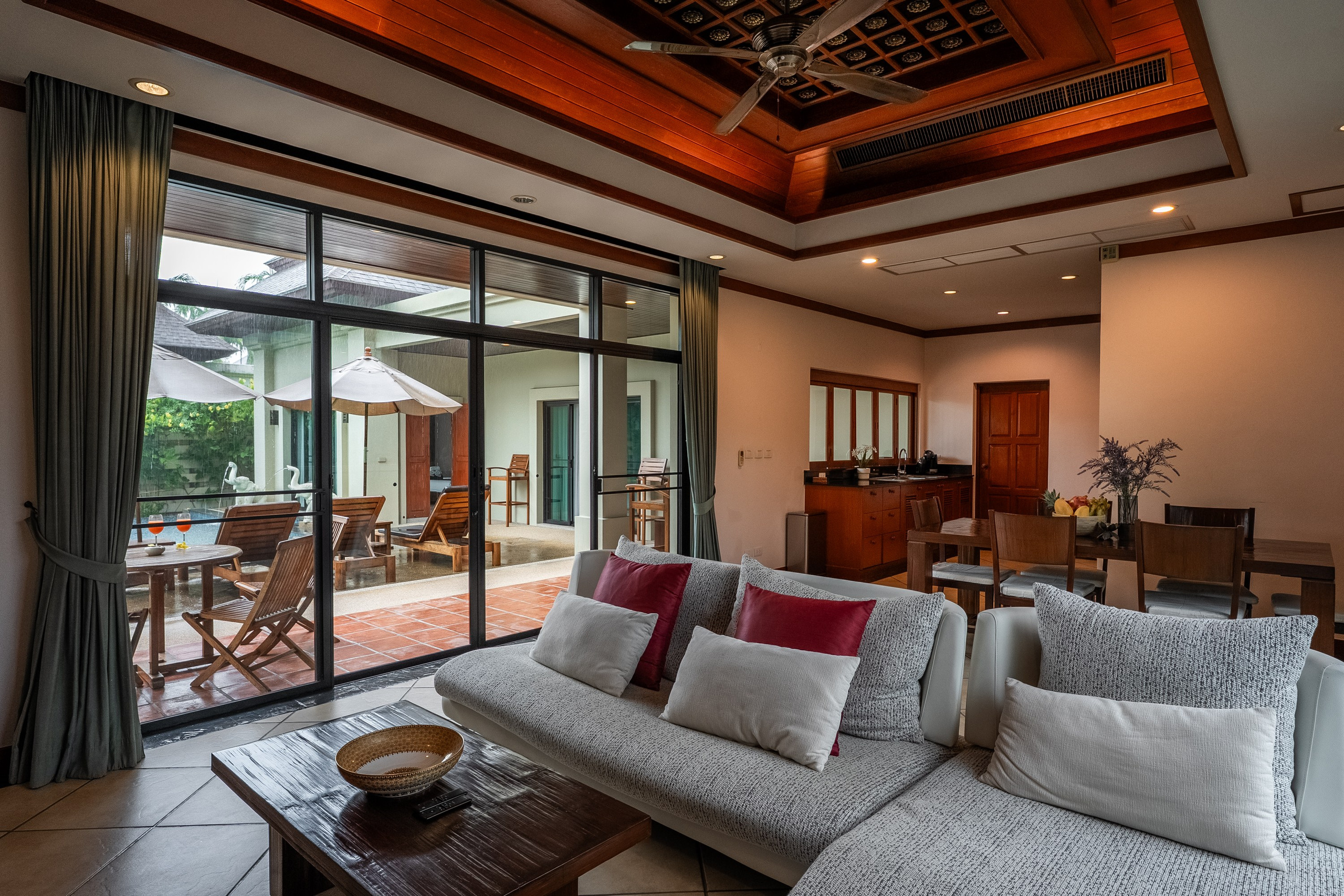 Villa by Tropiclook. Свадебный и Репортажный фотограф в Москве — Шестак Константин