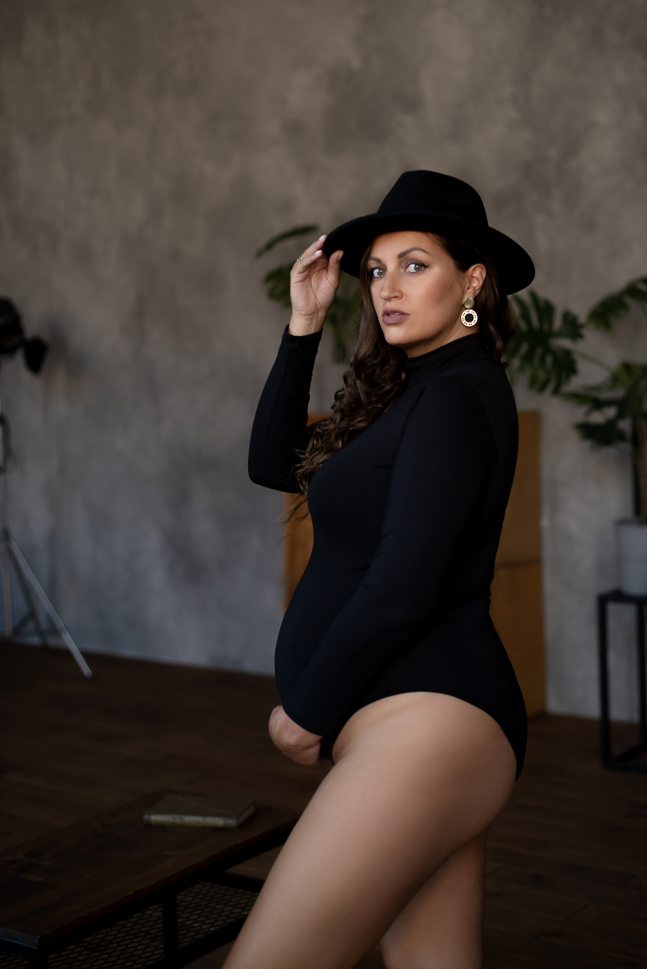 Фотосессия беременности в студии Санкт-Петербург / СПб /Питер. Женский фотограф Санкт-Петербург Александра Колий