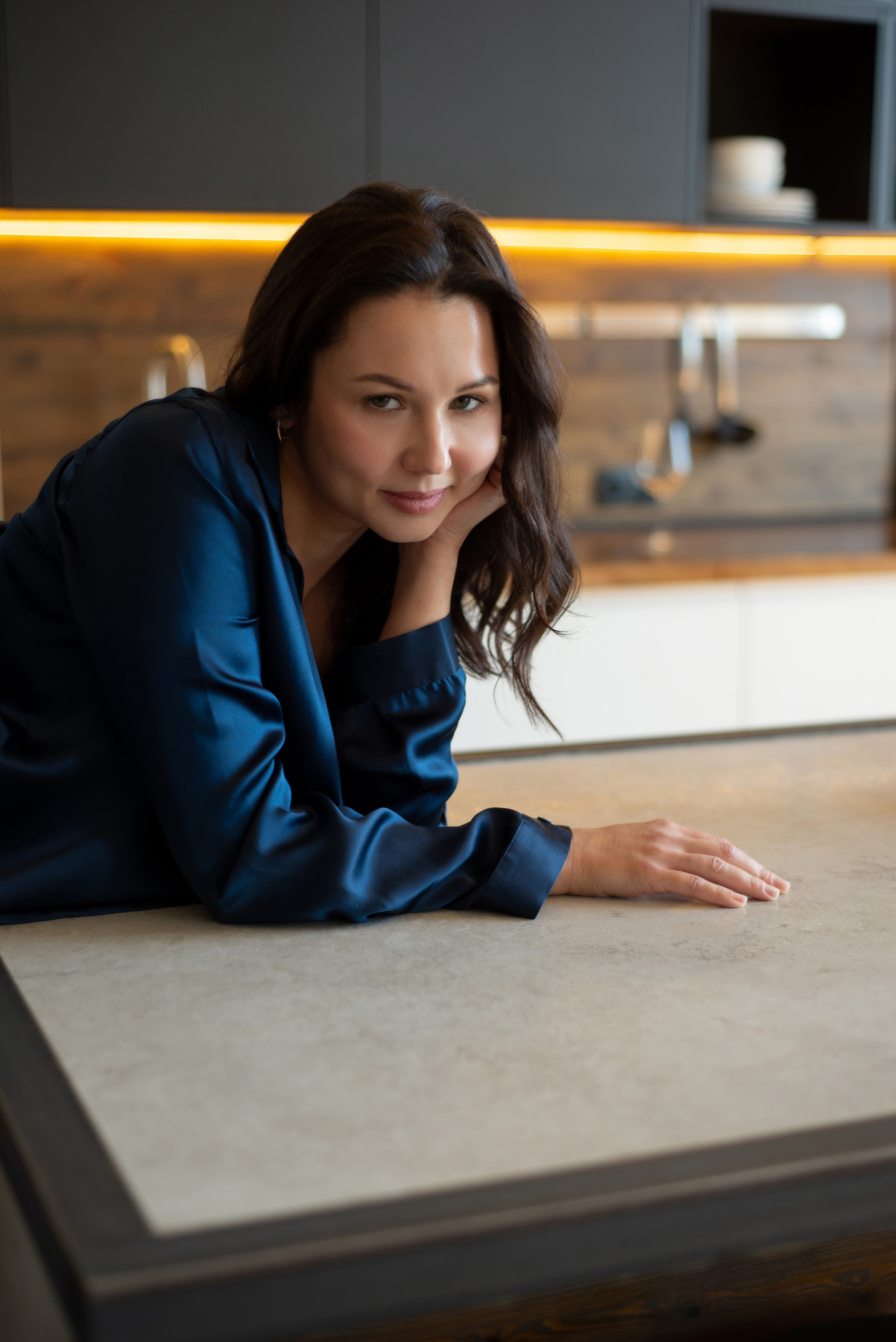 Фотосессия бельевая в интерьерной студии на кухне, в спальне. Женский фотограф Санкт-Петербург Александра Колий