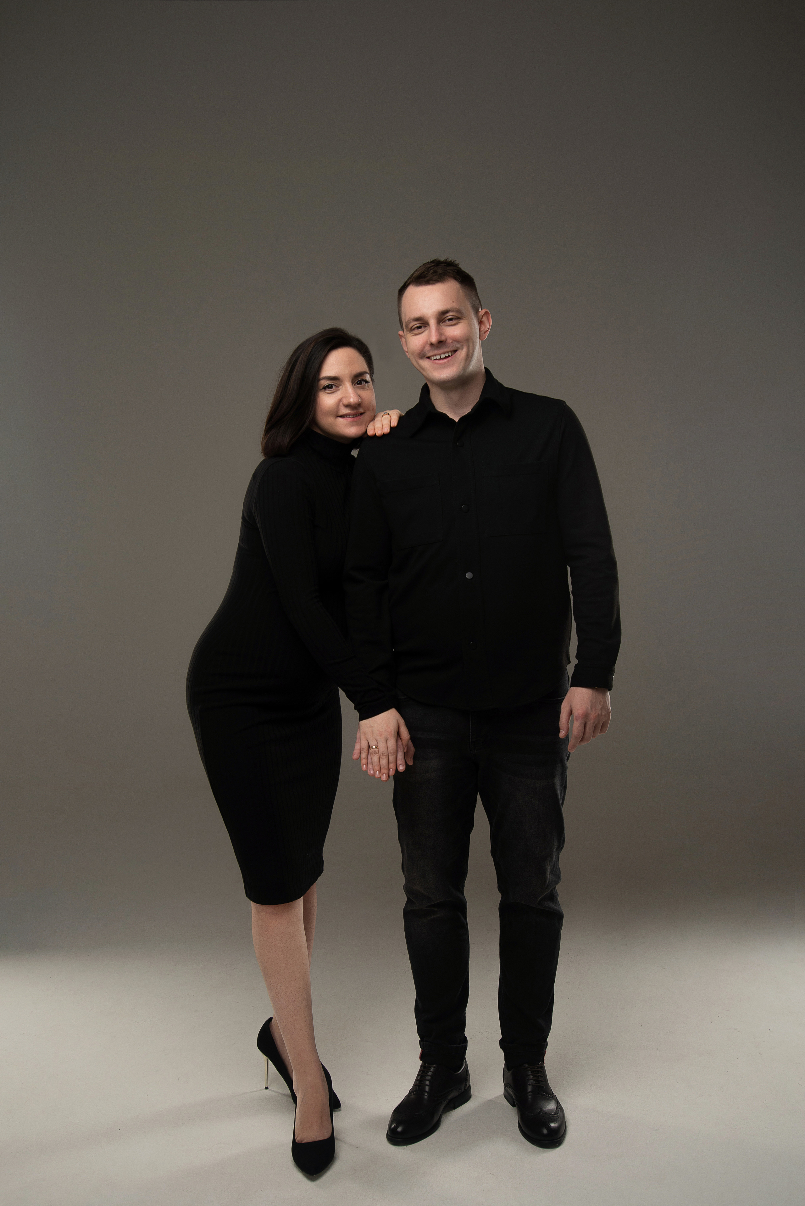 Фотосессия беременности в студии, минимализм. Санкт-Петербург / СПб. Женский фотограф Санкт-Петербург Александра Колий