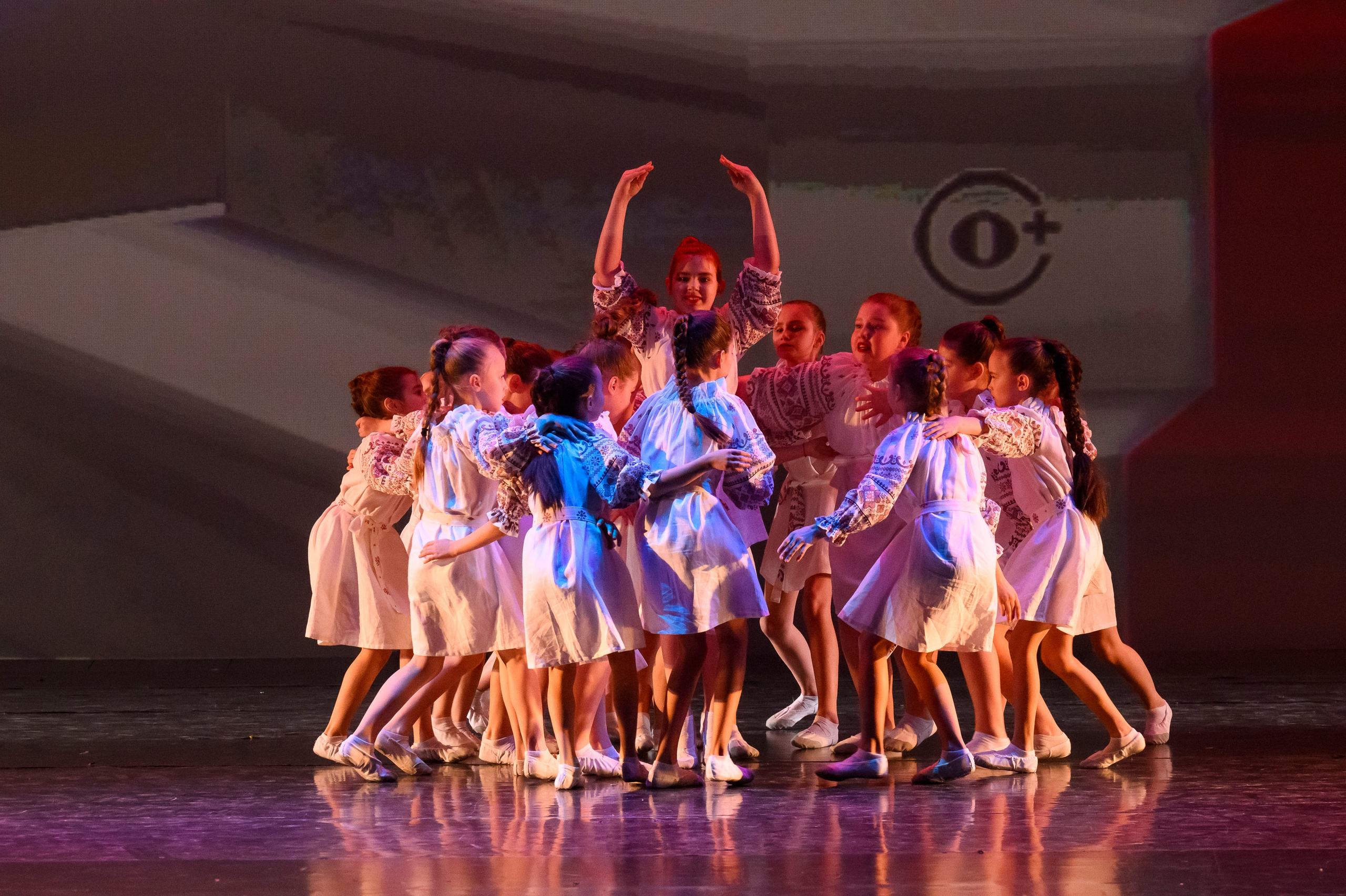 23 апреля, часть 2, БКЗ Октябрьский, г. Санкт-Петербург. Золотое яблочко