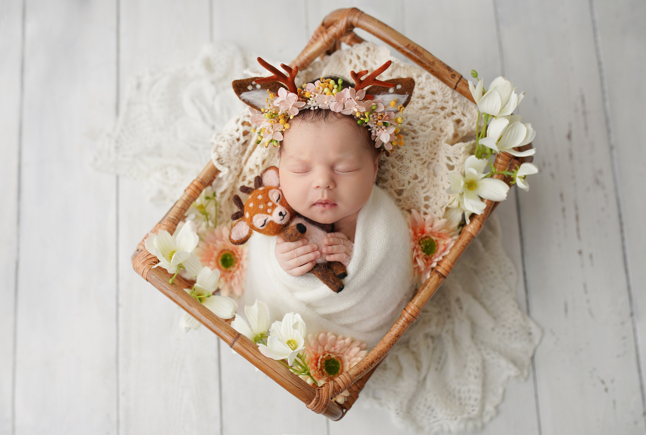 Кокон. Детский фотограф и фотограф новорожденных в Калининград Оксана Иваний