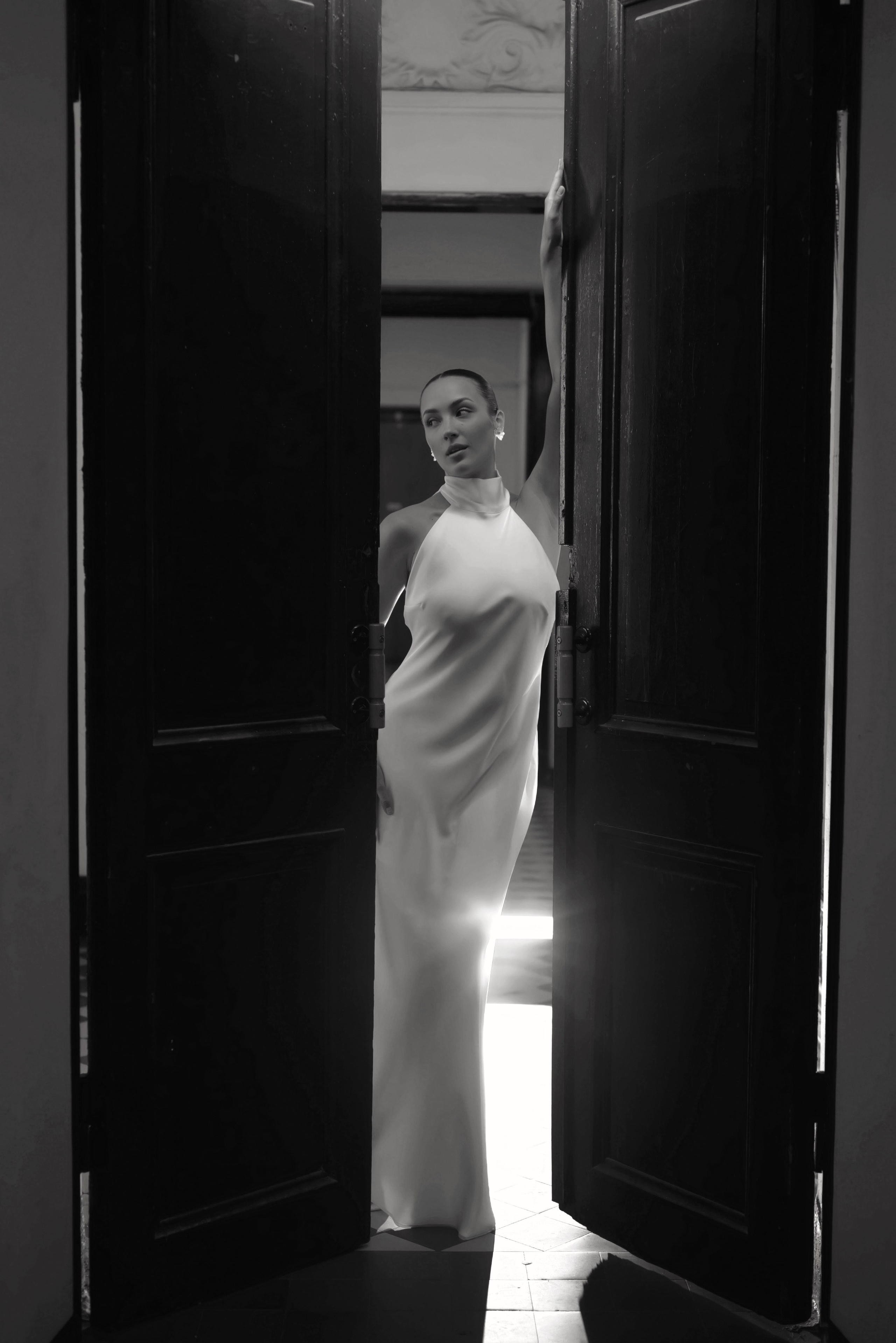 Свадебная lovestory на Рождественской. Фотограф в Нижнем Новгороде 17momets