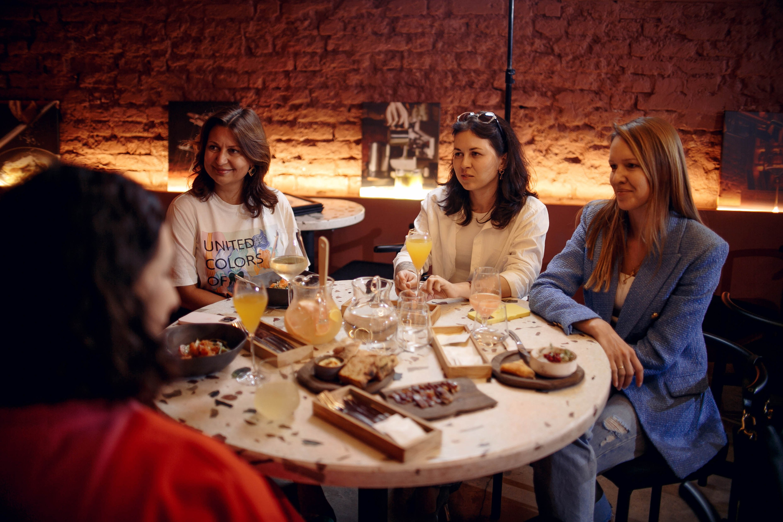 Встреча в «Союз писателей». Ваш репортажный фотограф Артемий Антонов