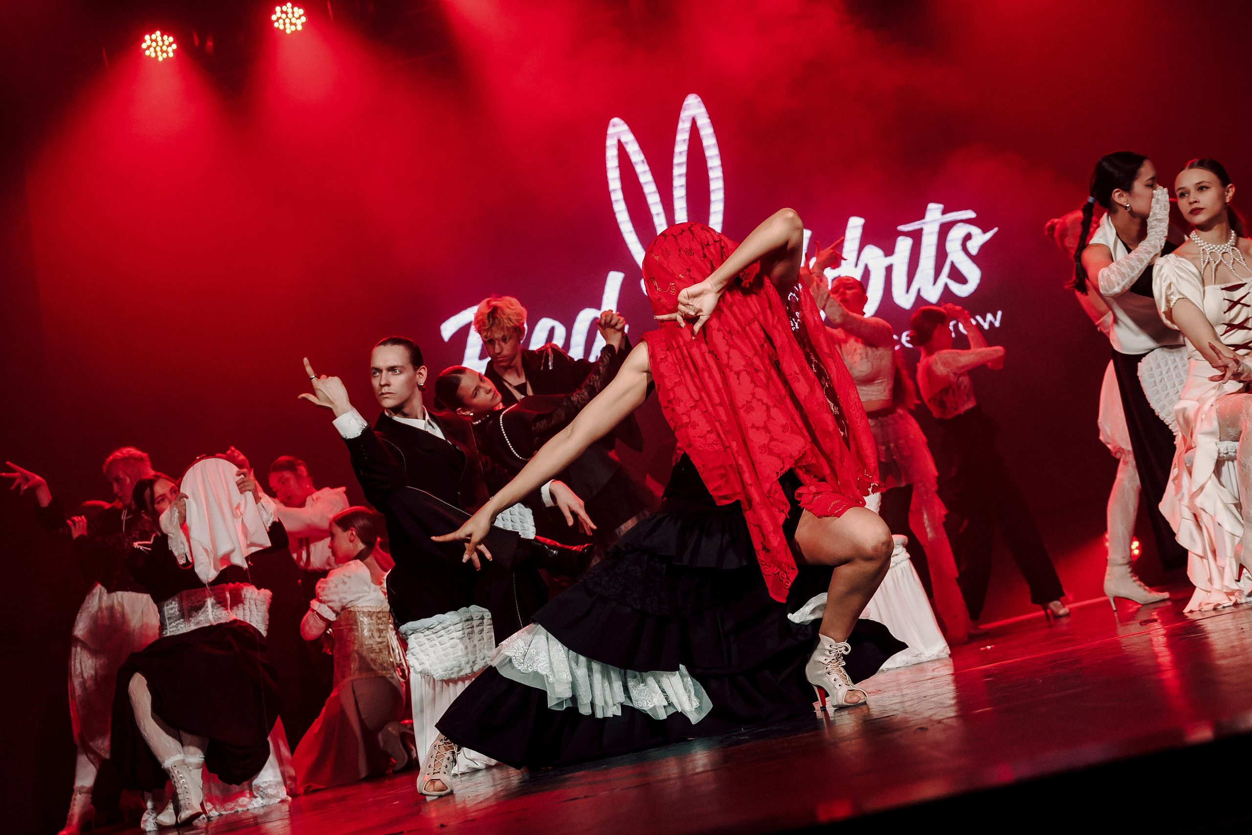 Red Rabbits — Отчётный концерт 2025. Лёшка Варзегов — фотограф