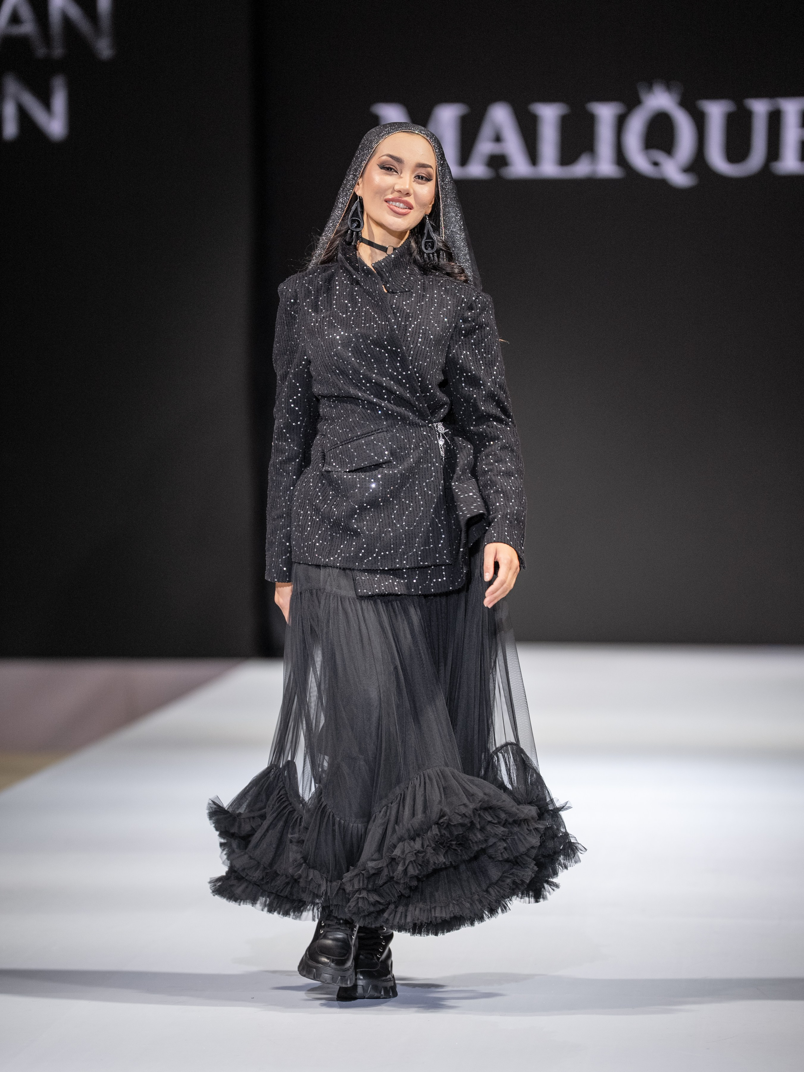 EURASIAN FASHION WEEK Malique. Сайт Алматинского НЮ АРТ, будуар и фэшн фотографа Дениса Карпенко