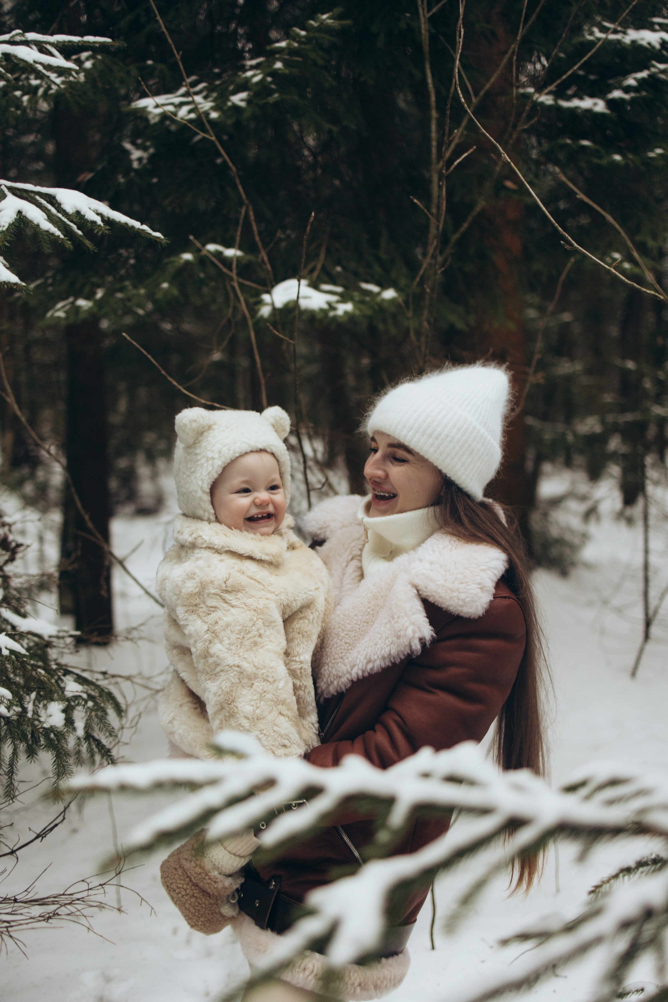 Снежный лес. Семейный фотограф в Москве Виктория Ястребинская
