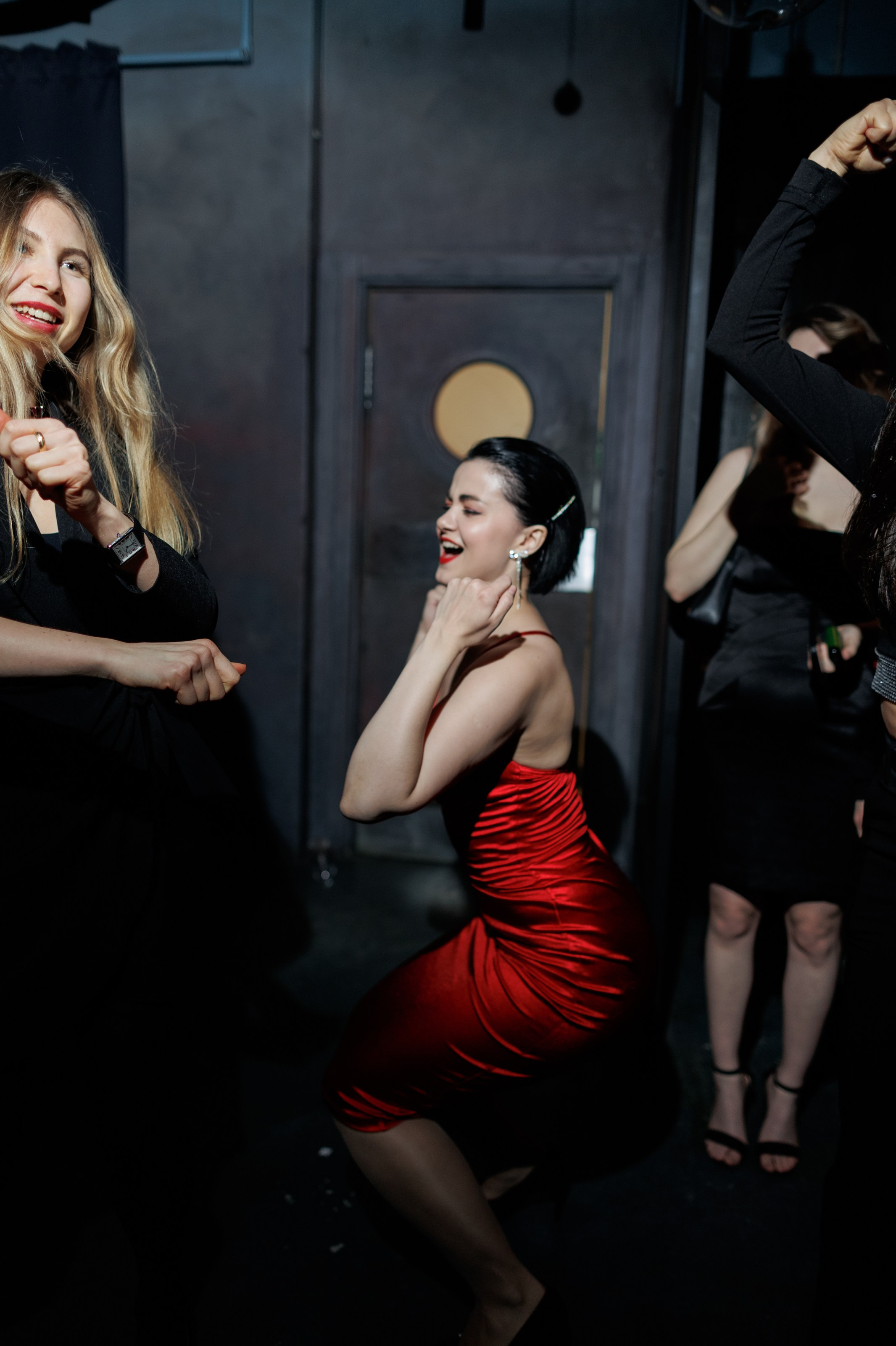 New Year Подружки 23/2024. Свадебный, портретный и репортажный фотограф Дмитрий Карпов