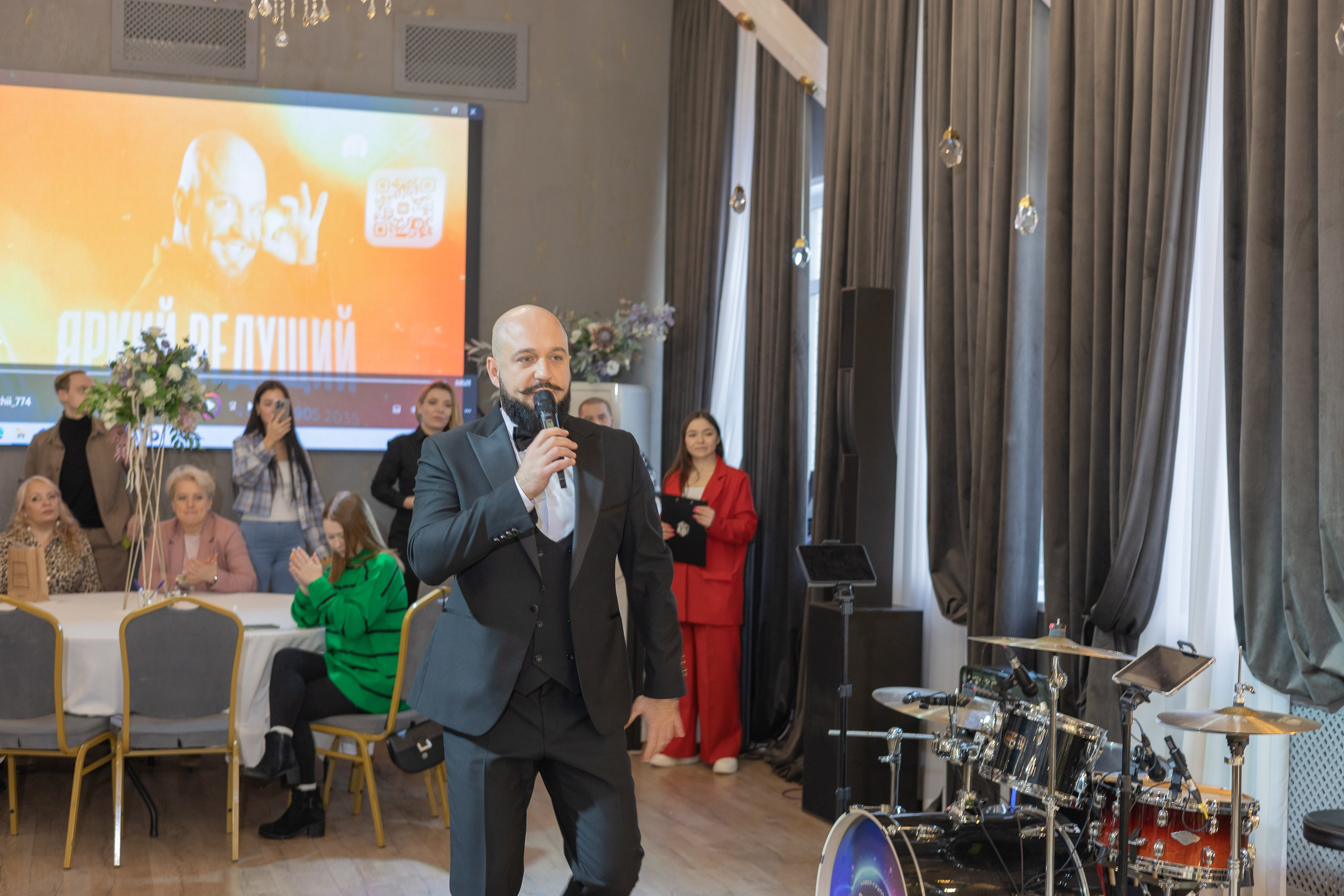 Свадебное чаепитие для молодоженов