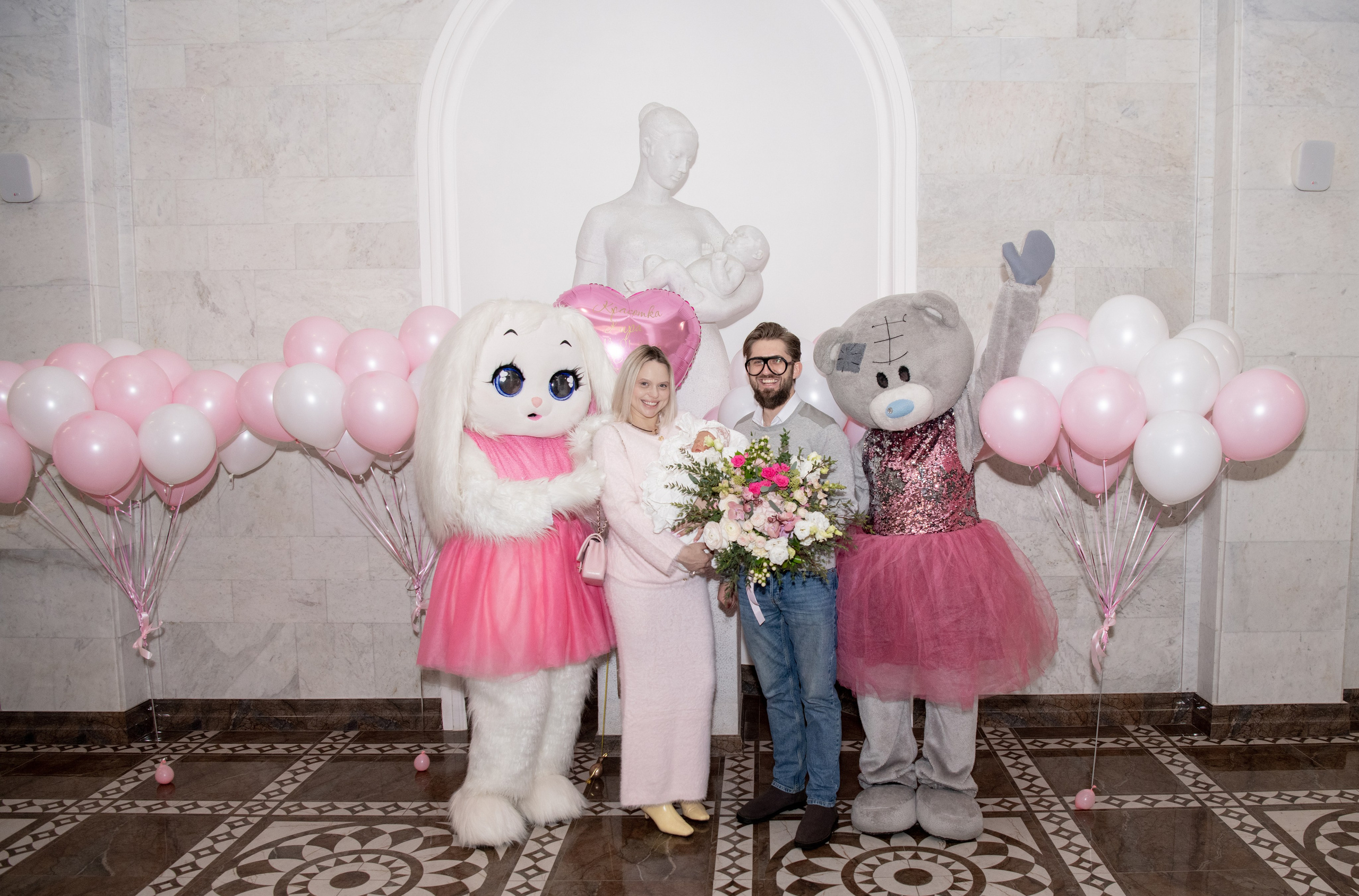 Выписка Киры. Снегиревка. Фотограф на выписку из роддома в Москве и МО