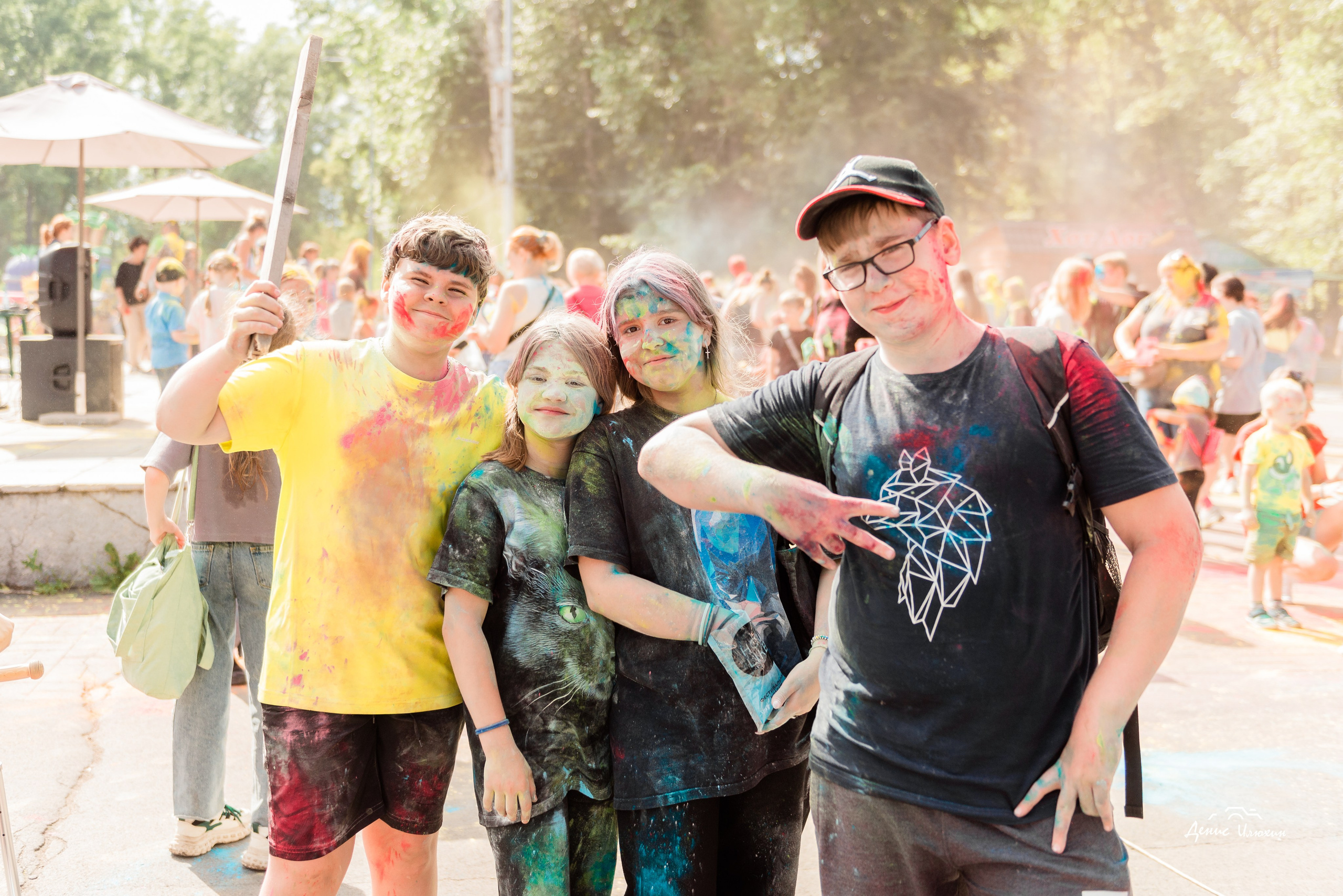 Краски Холи в Комсомольском Парке 2023. Детский фотограф, семейный фотограф и репортажи в Кемерово