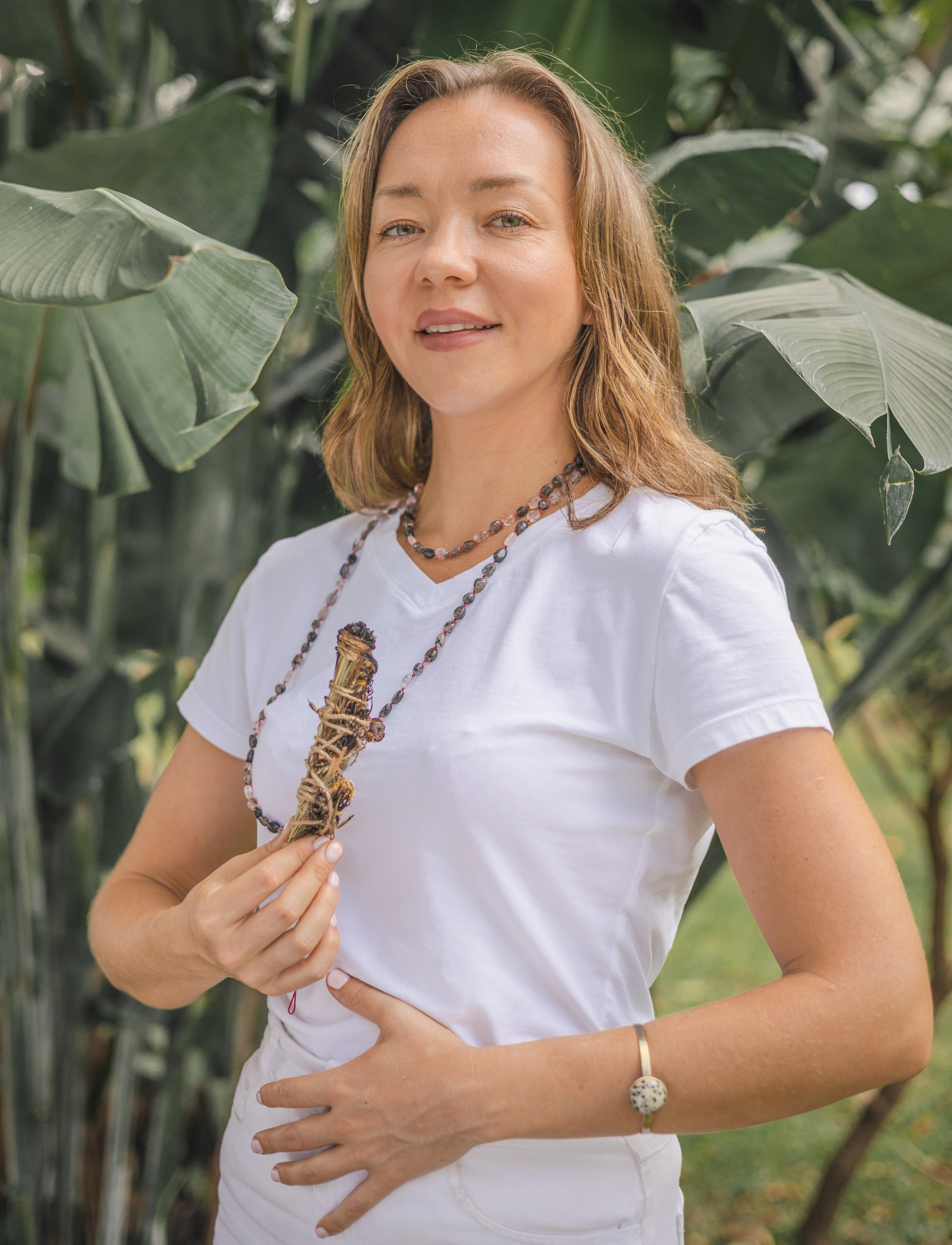 Content for massage therapist Anastasiya. Family, portrait, content photo in Costa Rica Evgeniya Besprozvannykh