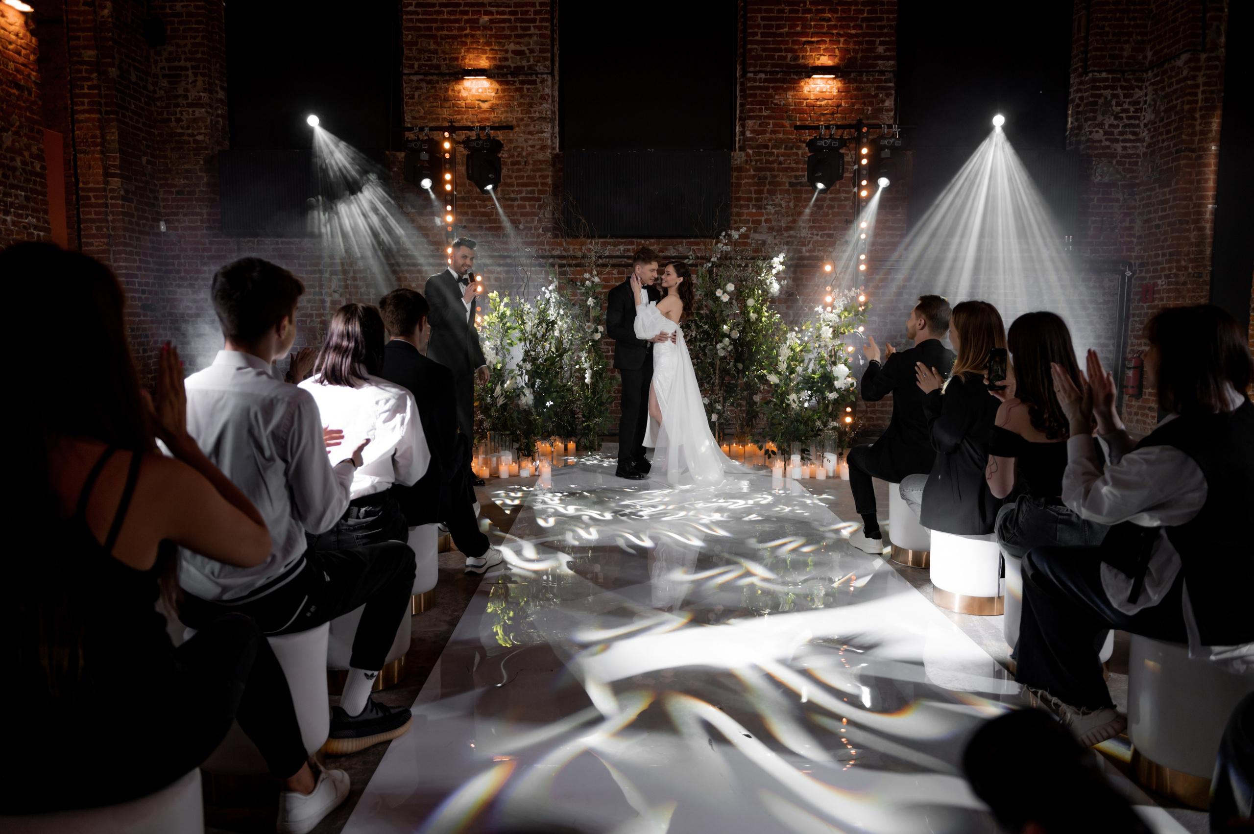 D & M. Свадебный и семейный фотограф в Москве и Европе Евгения Амелина