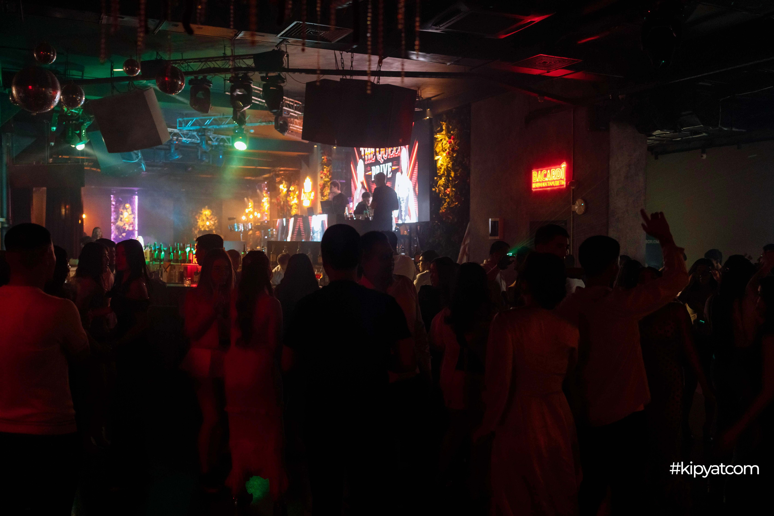 The Queen Prive. Кипятком Шымкент