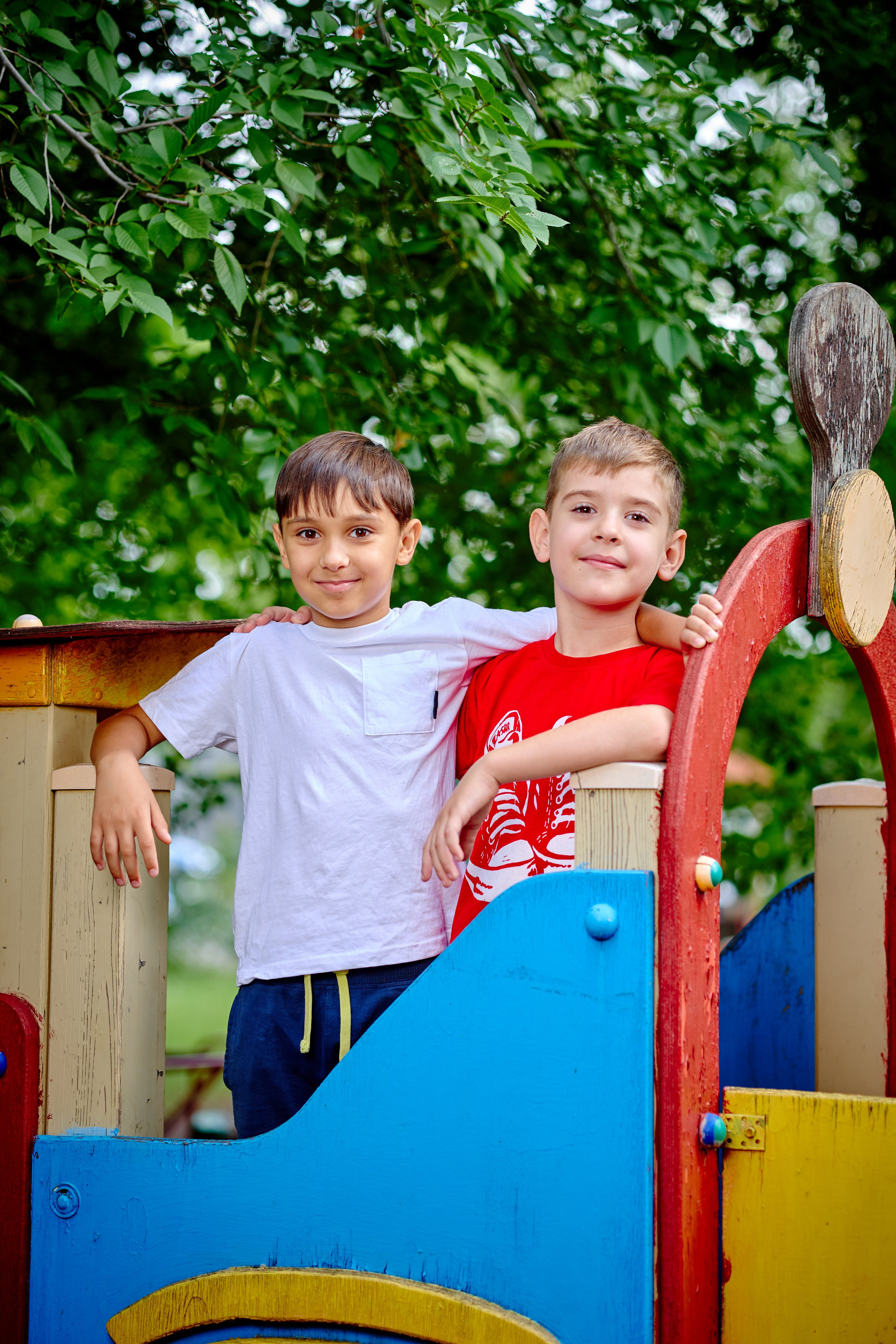Пример летней съемки в детском саду № 92 Старшая группа Радуга. Фотограф Выпускные альбомы Таганрог Сергей Коробченко