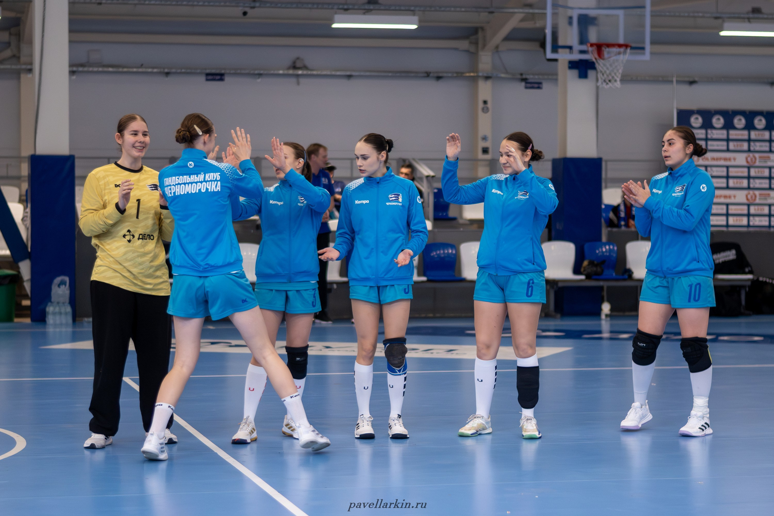 Гандбол. Черноморочка-2 — Университет-2. Спортивный фотограф, фотожурналист Павел Ларькин