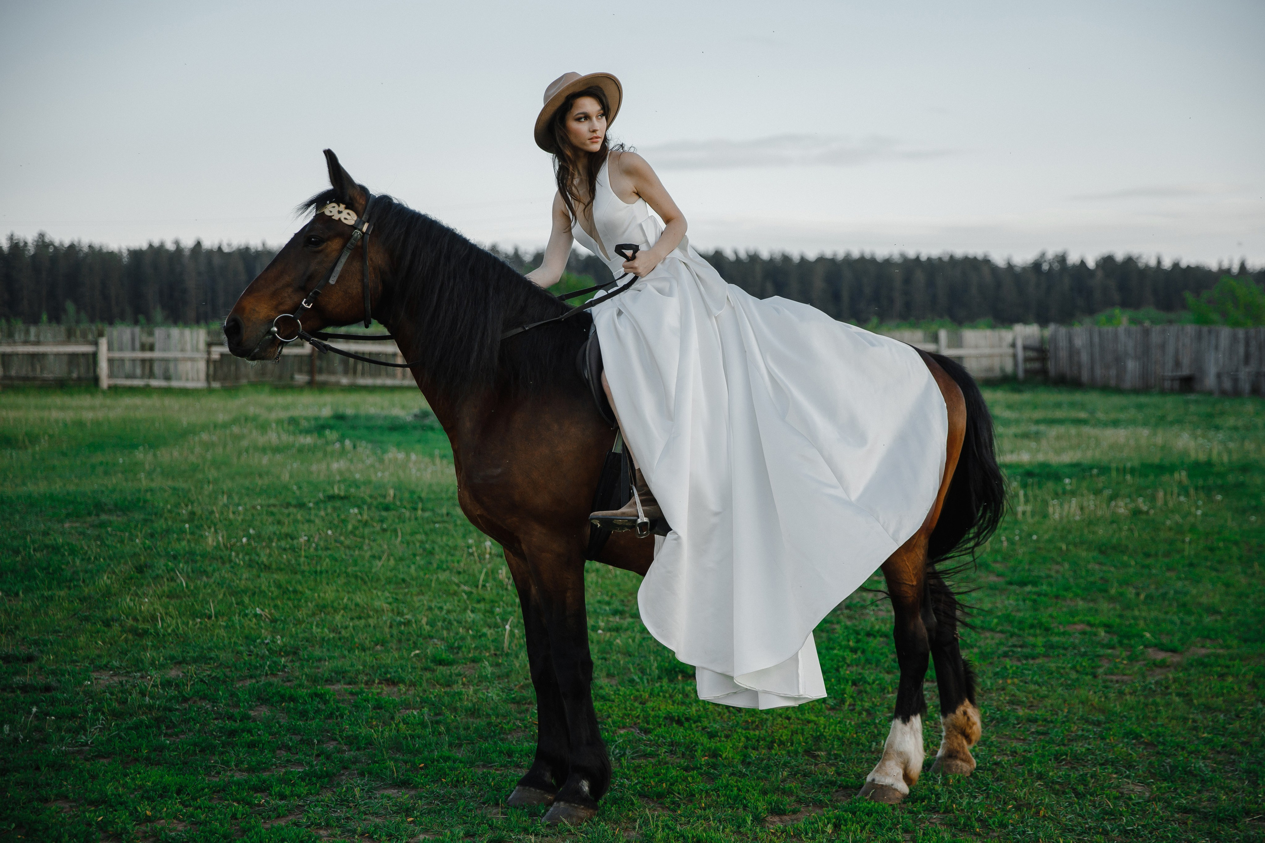 Захотелось быть невестой на коне. VOLOCHKOVA