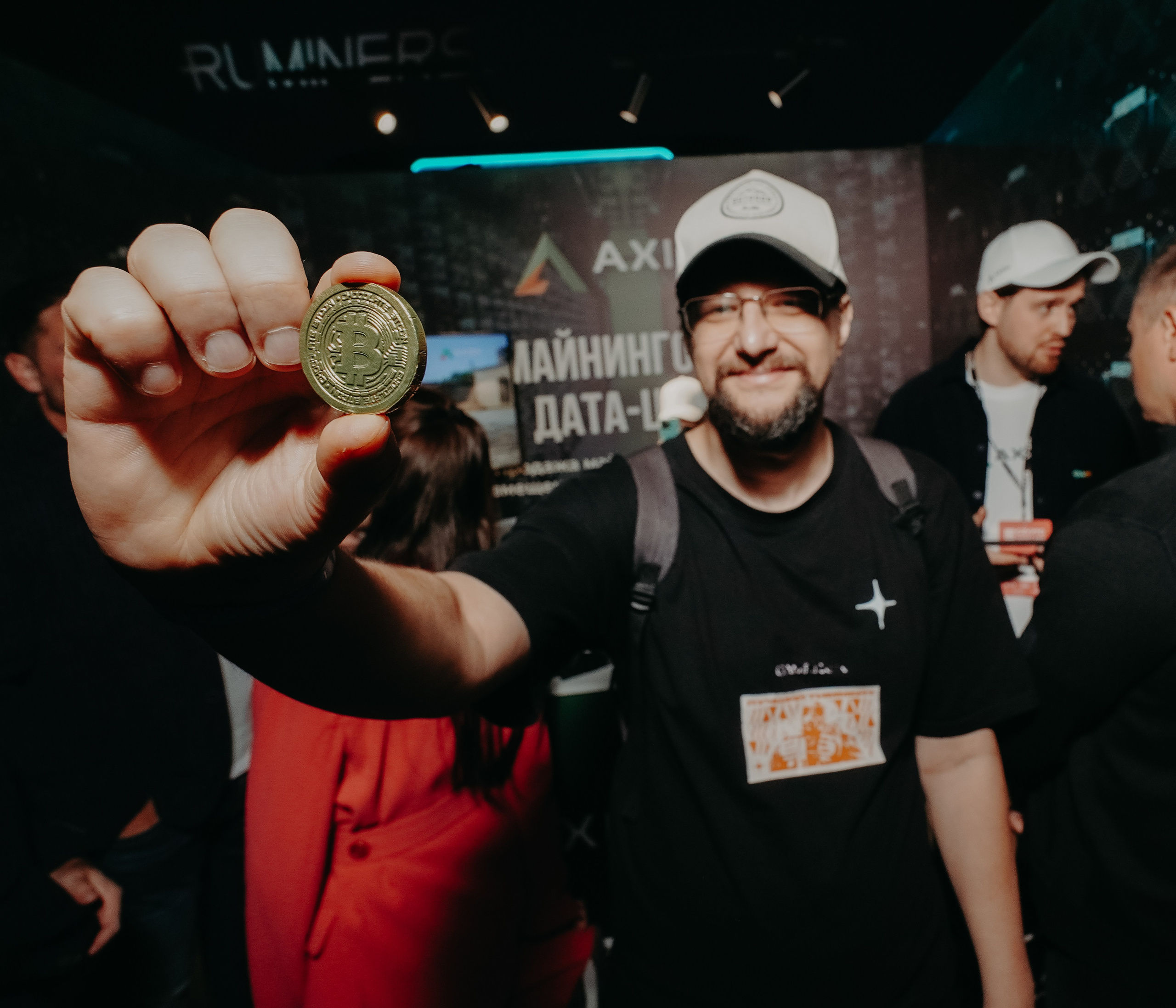 CRYPTO SUMMIT 2024. Фото | Видео Контент Мишель Ватаманюк