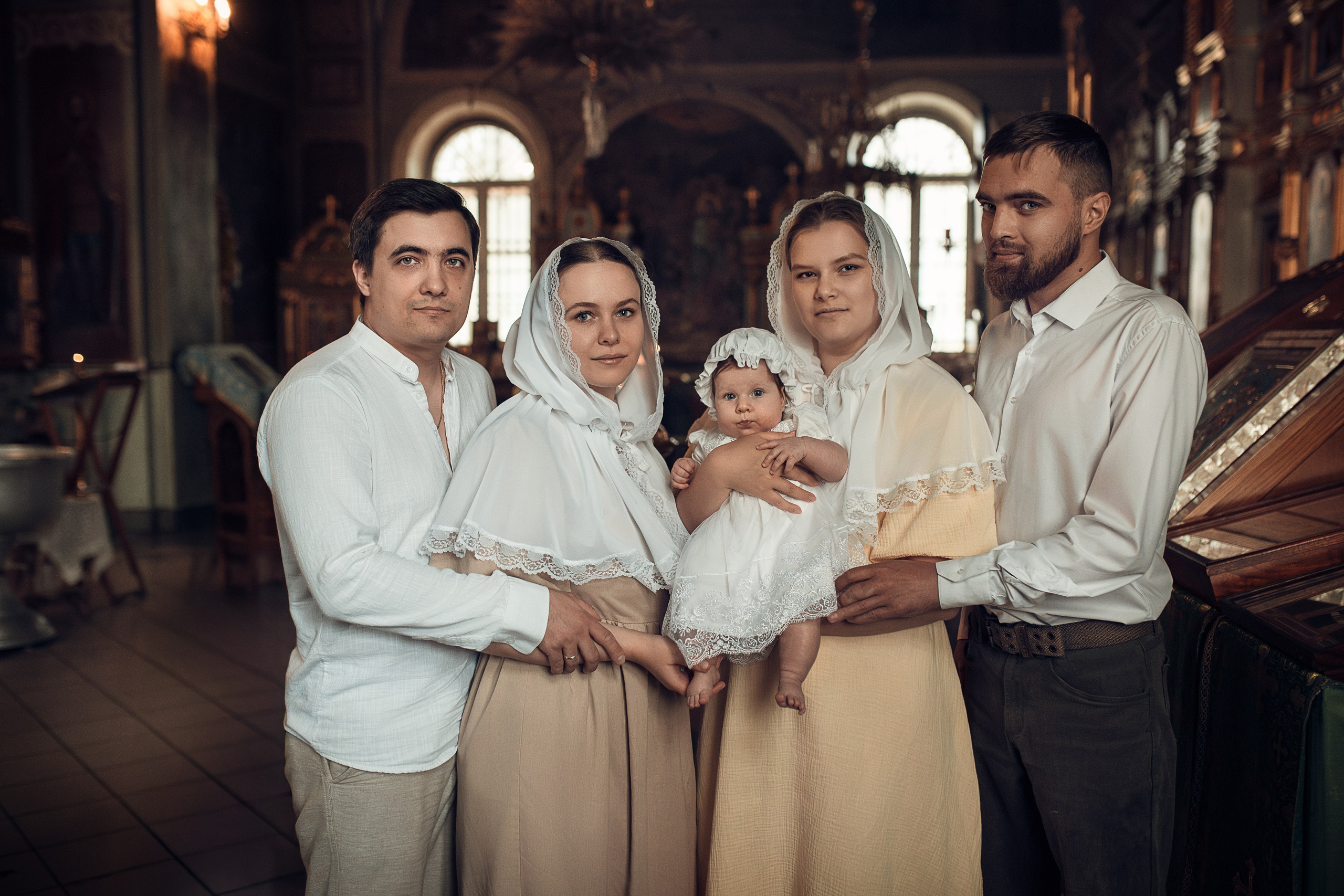 Фотосессия крещения младенца в Болтино