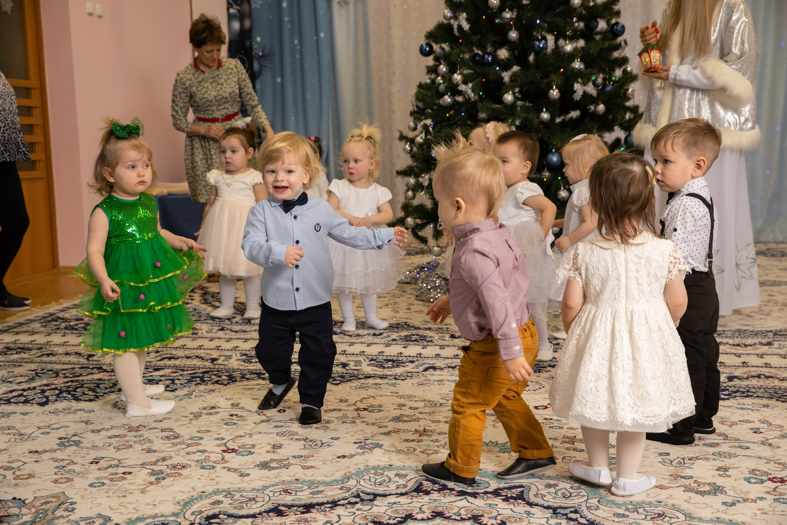 Новогодний утренник Успех. Фотограф в Железнодорожном и Балашихе